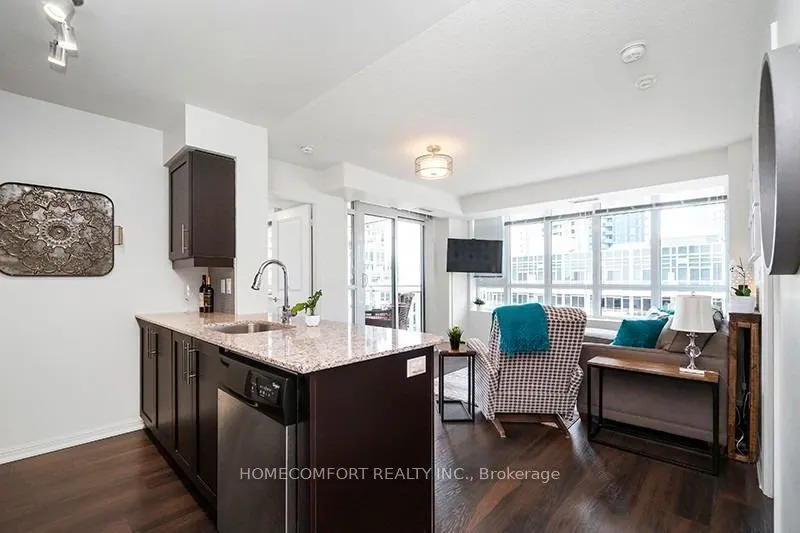 38 Grand Magazine Street, #2041