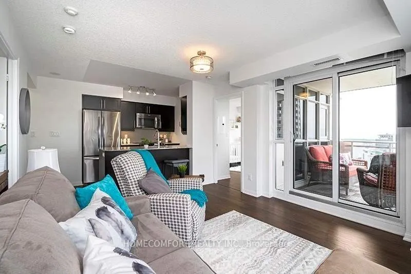 38 Grand Magazine Street, #2041