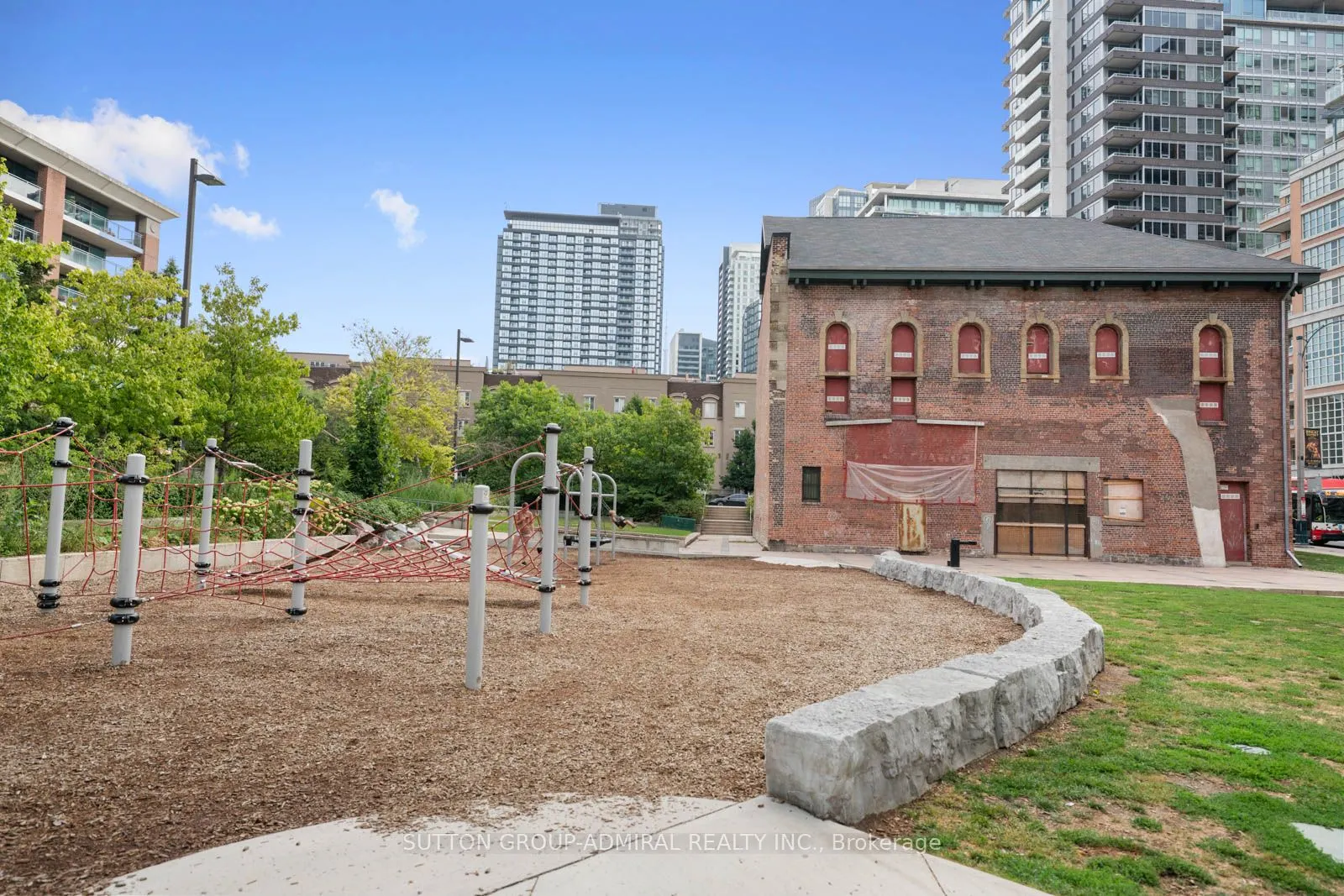 80 Western Battery Road, #605