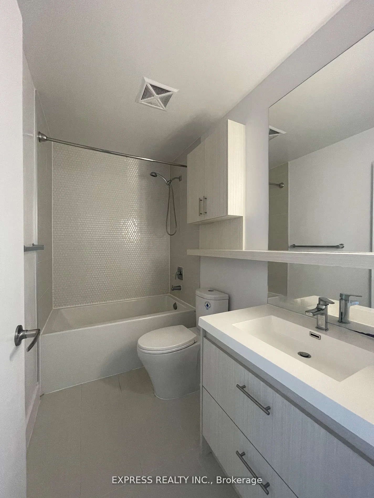 128 Fairview Mall Drive, #501