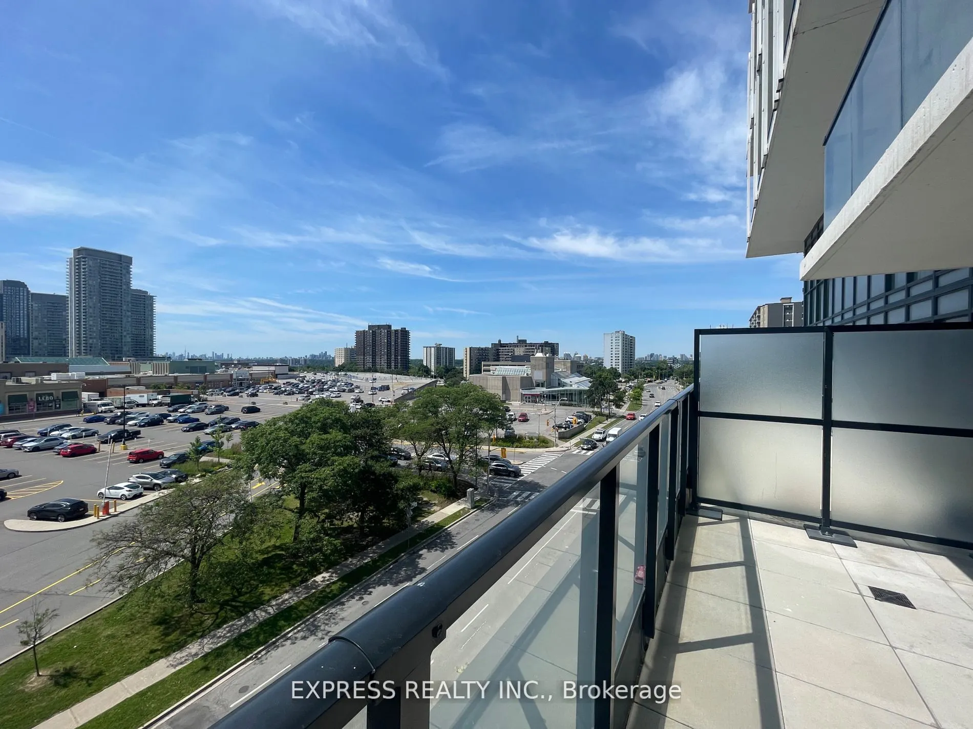 128 Fairview Mall Drive, #501