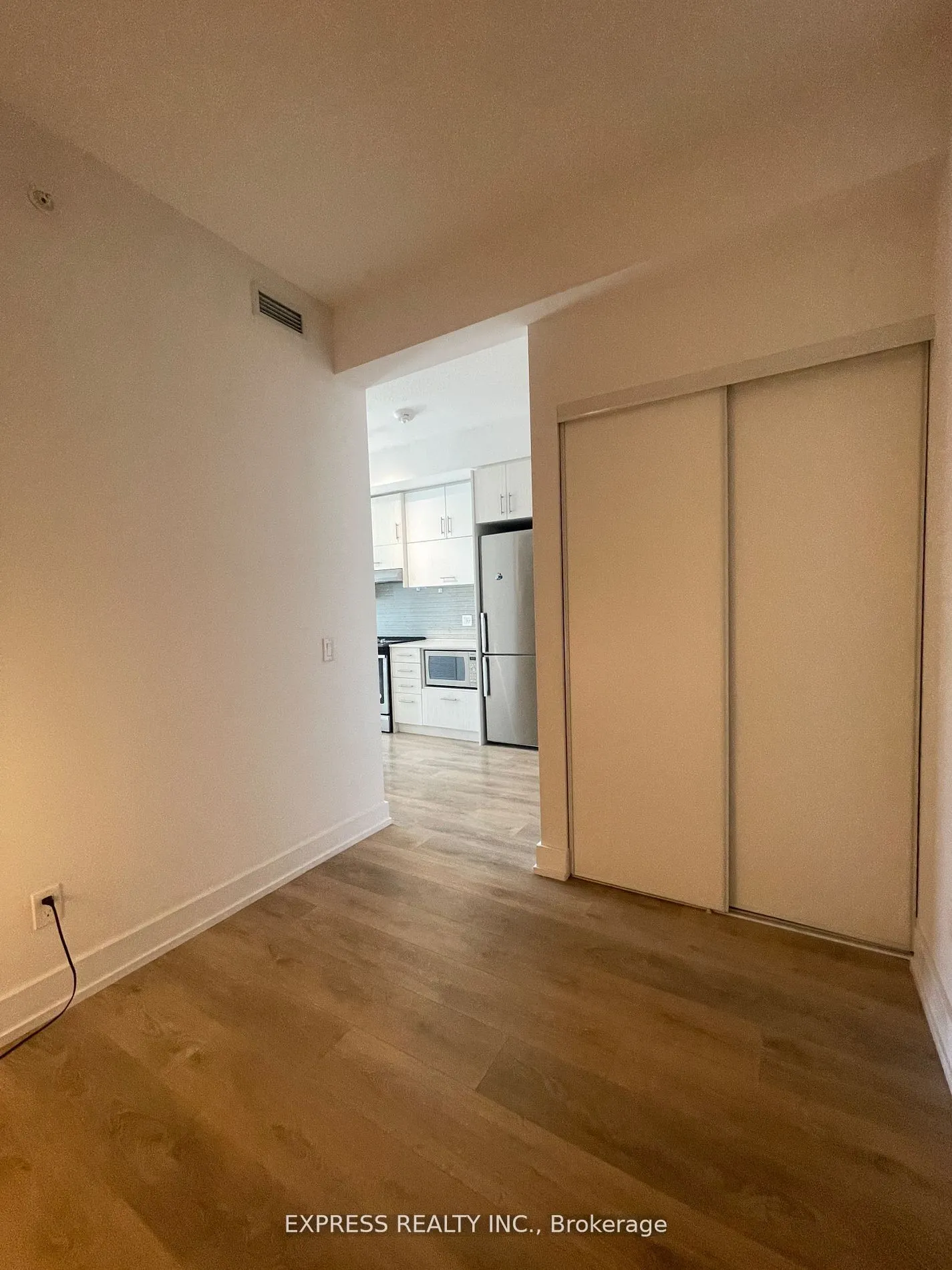 128 Fairview Mall Drive, #501