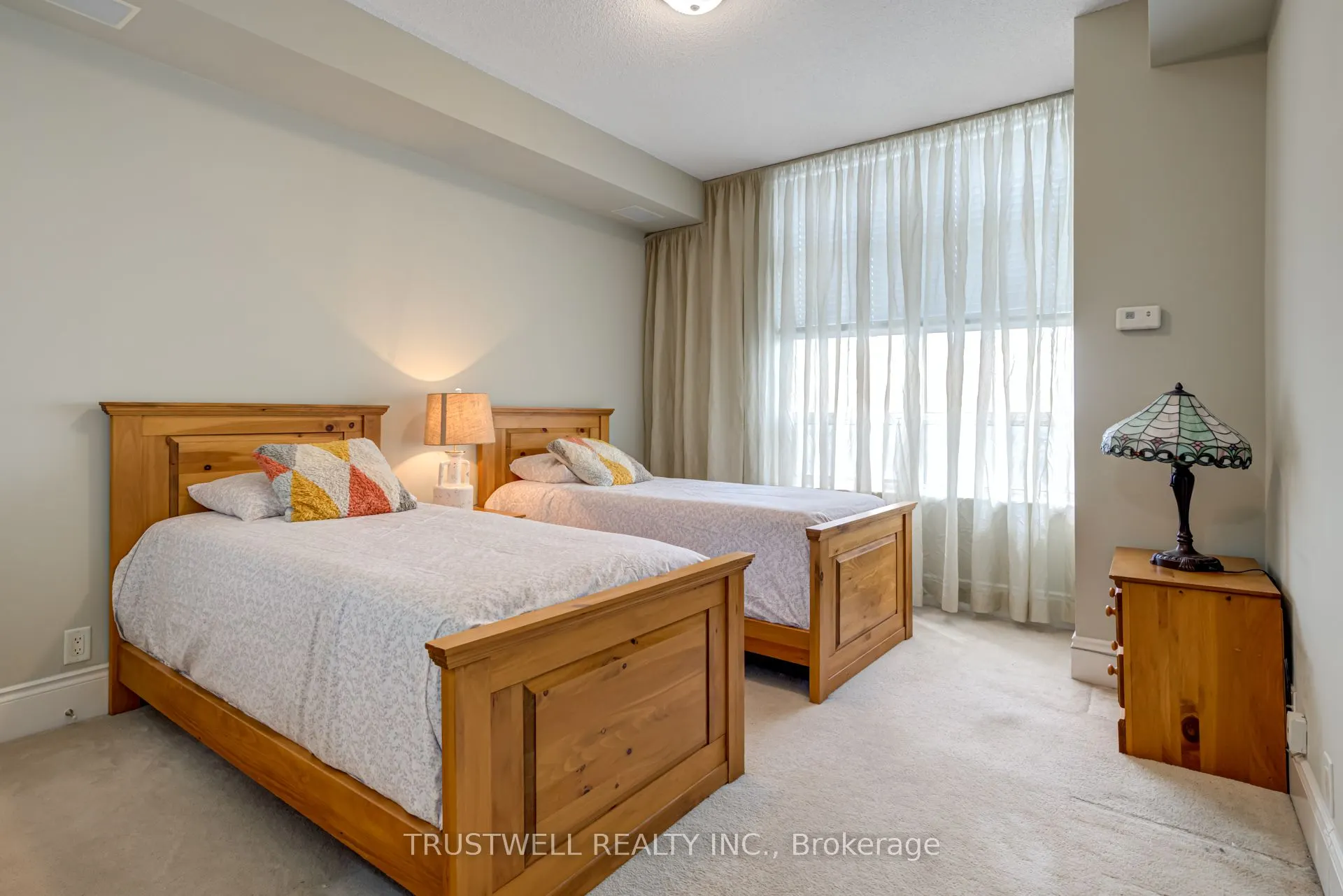 78 Harrison Garden Boulevard, #2305
