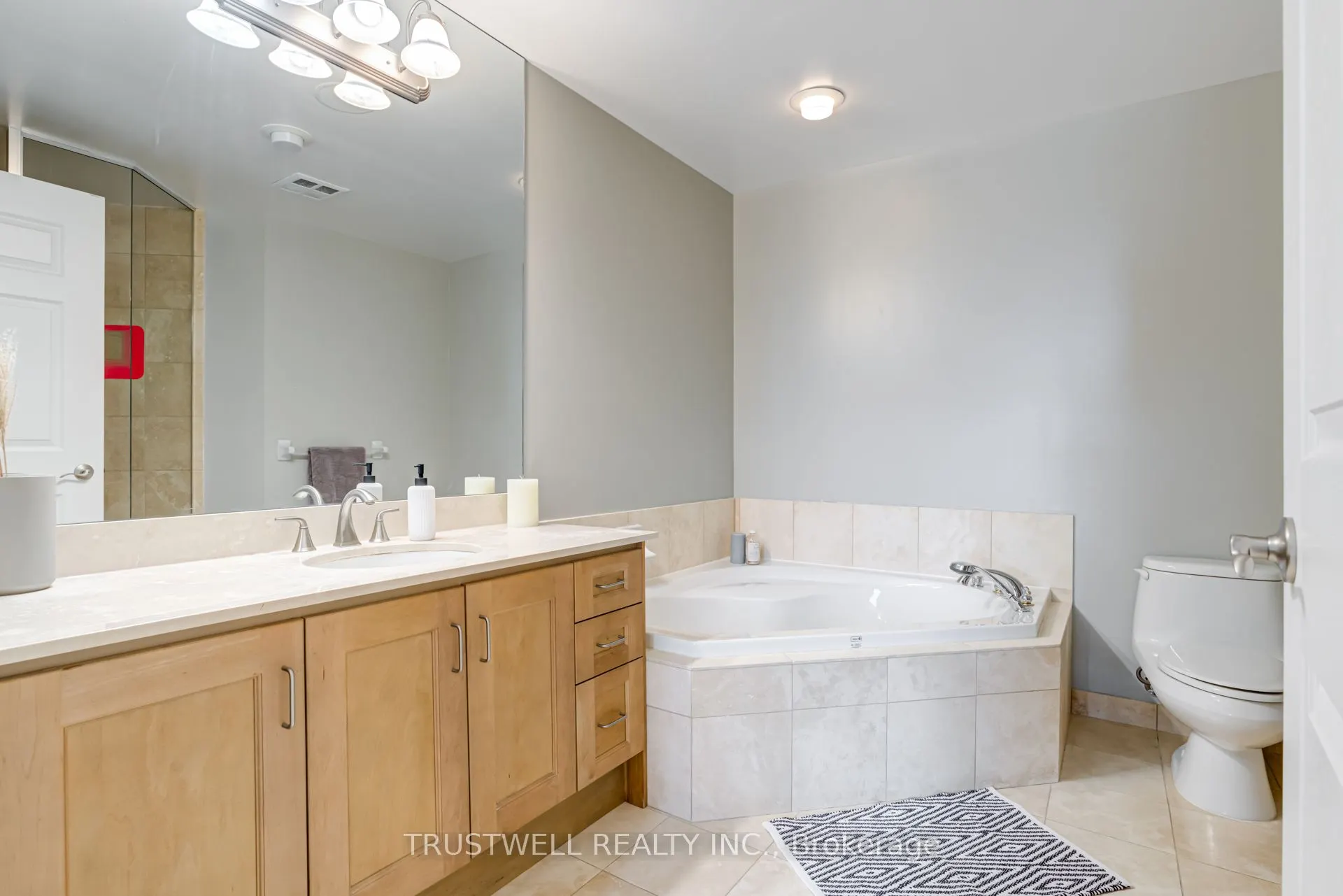 78 Harrison Garden Boulevard, #2305