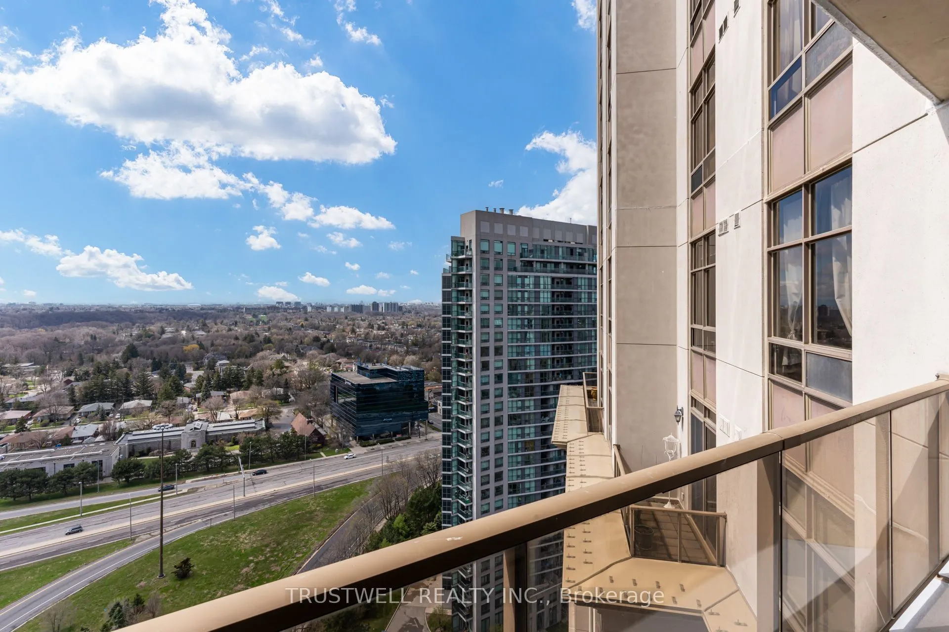 78 Harrison Garden Boulevard, #2305