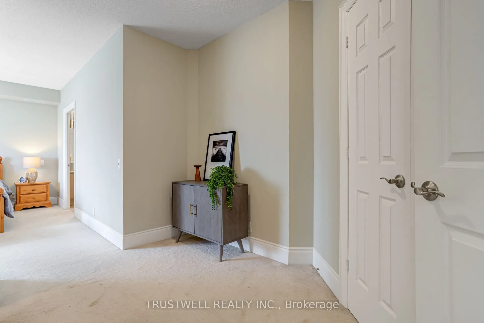 78 Harrison Garden Boulevard, #2305