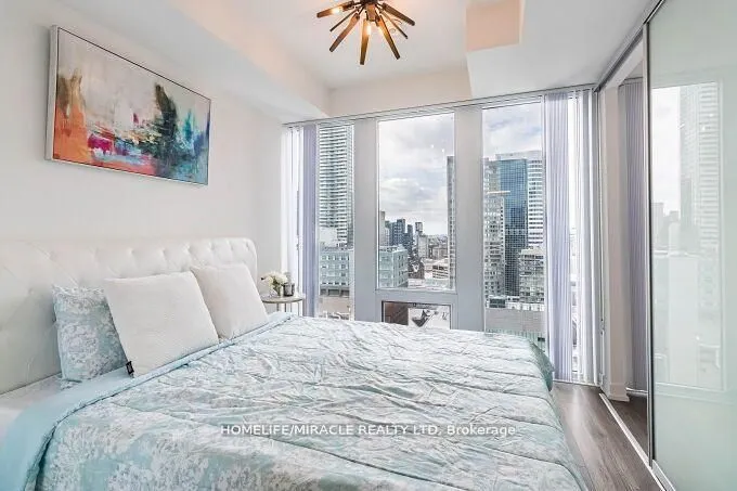 60 Shuter Street, #7