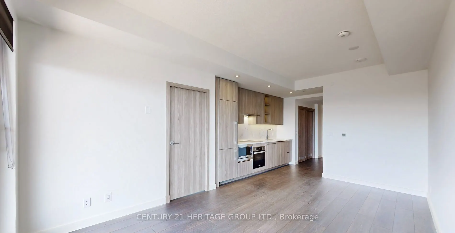 25 McMahon Drive, #1505