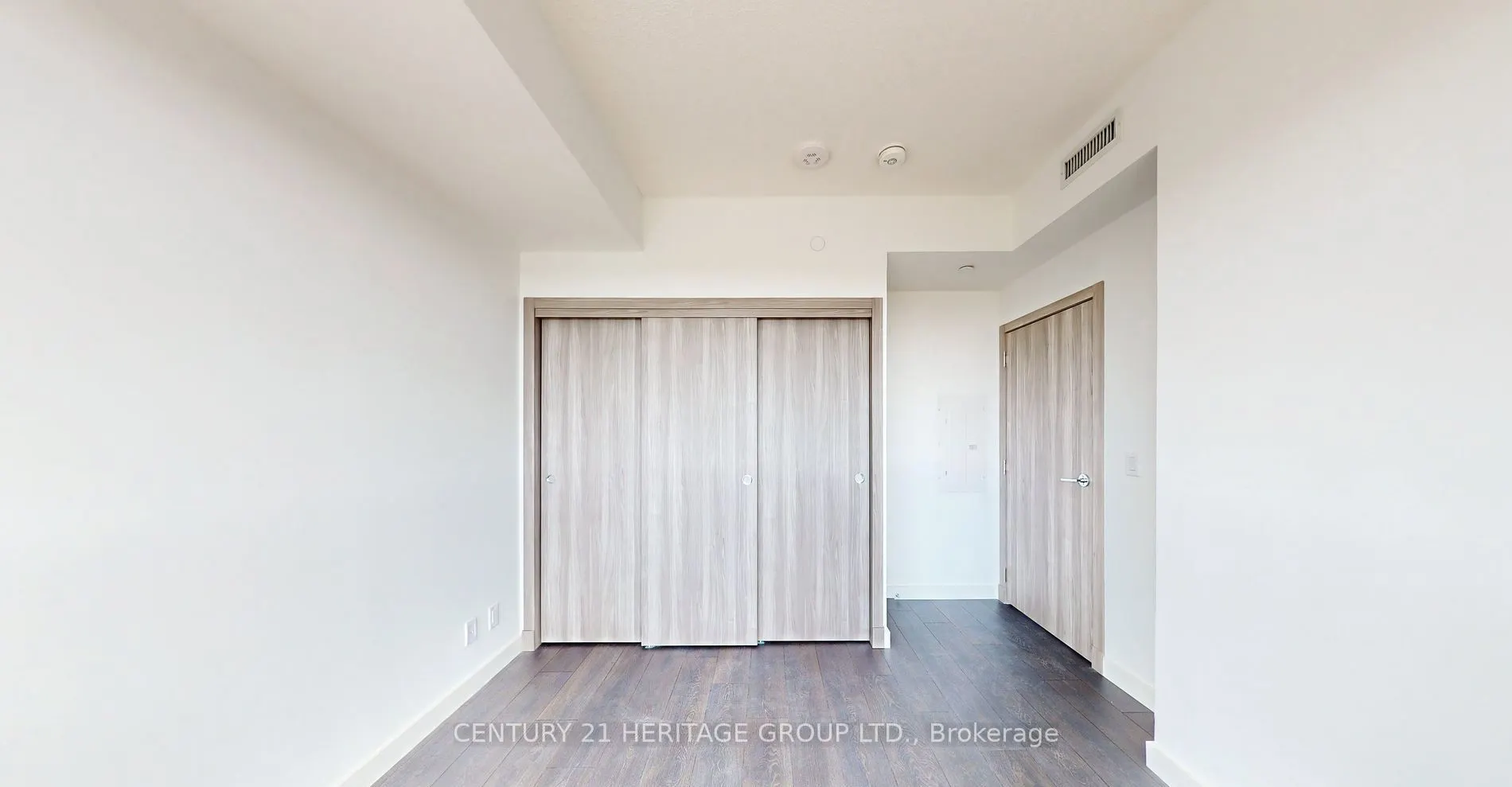 25 McMahon Drive, #1505
