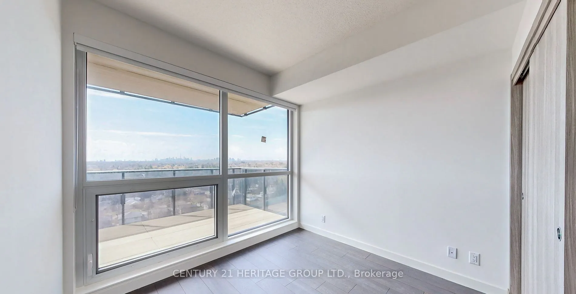 25 McMahon Drive, #1505