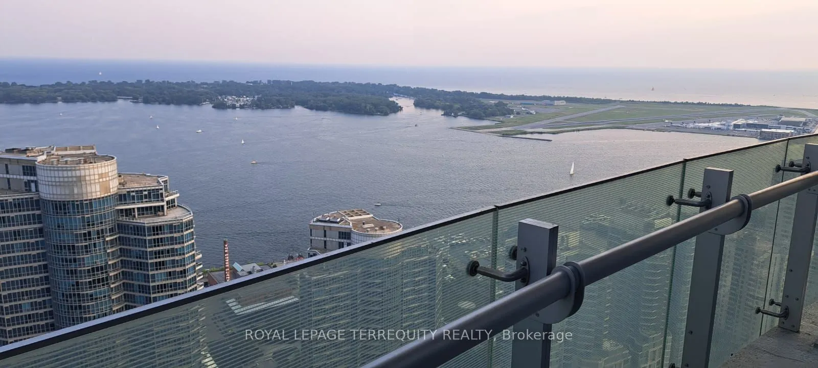 12 York Street, #4403