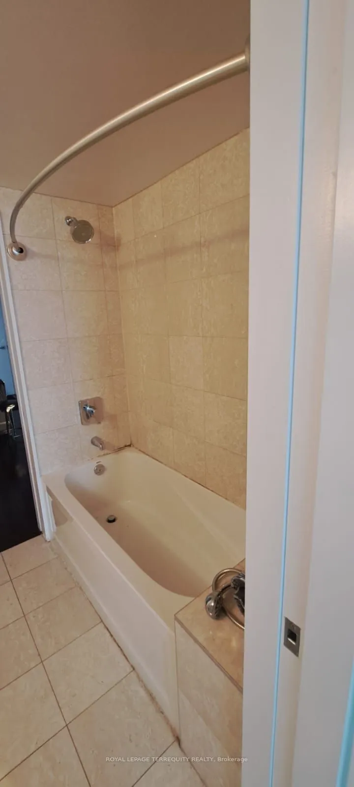 12 York Street, #4403