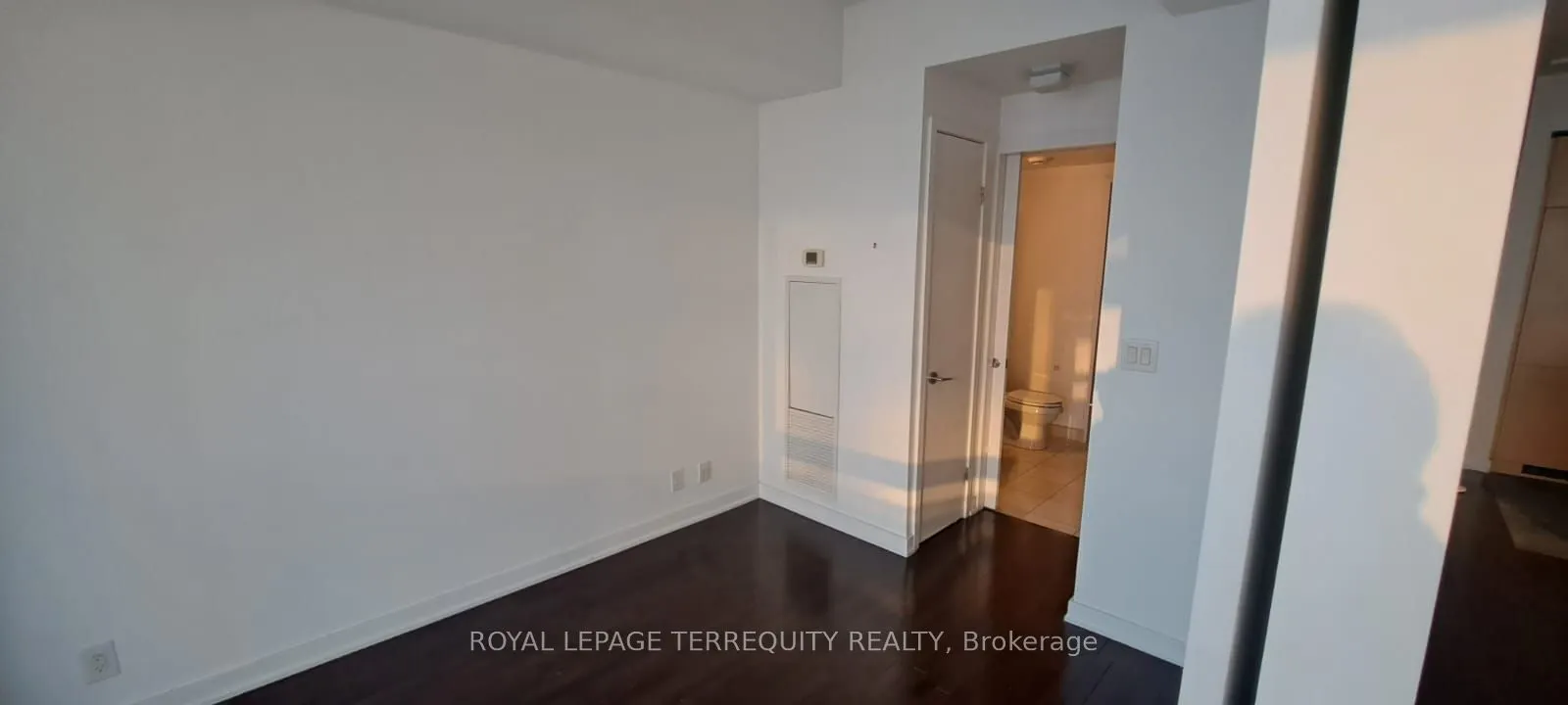 12 York Street, #4403