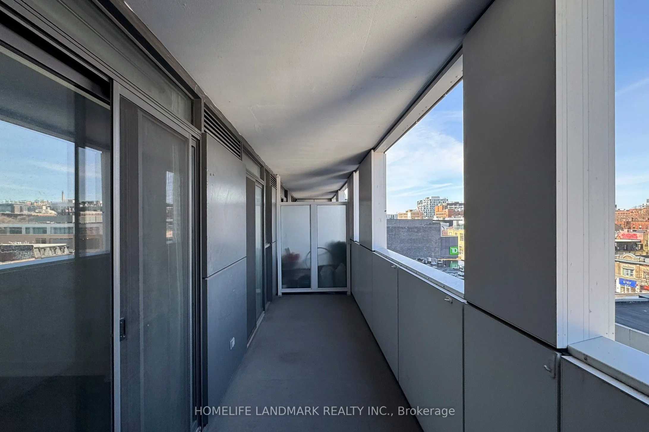 318 Richmond Street W, #506
