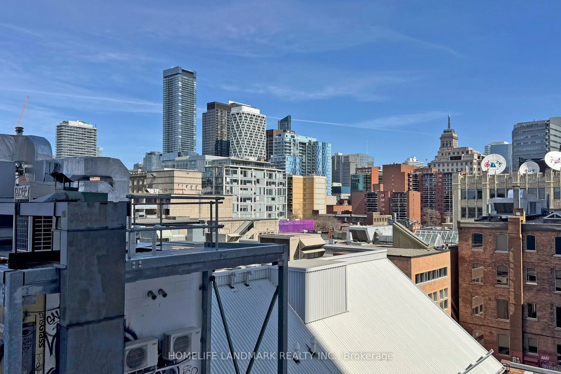 318 Richmond Street W, #506