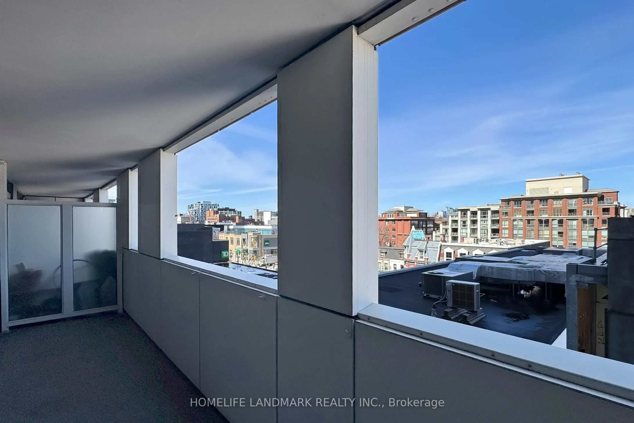 318 Richmond Street W, #506