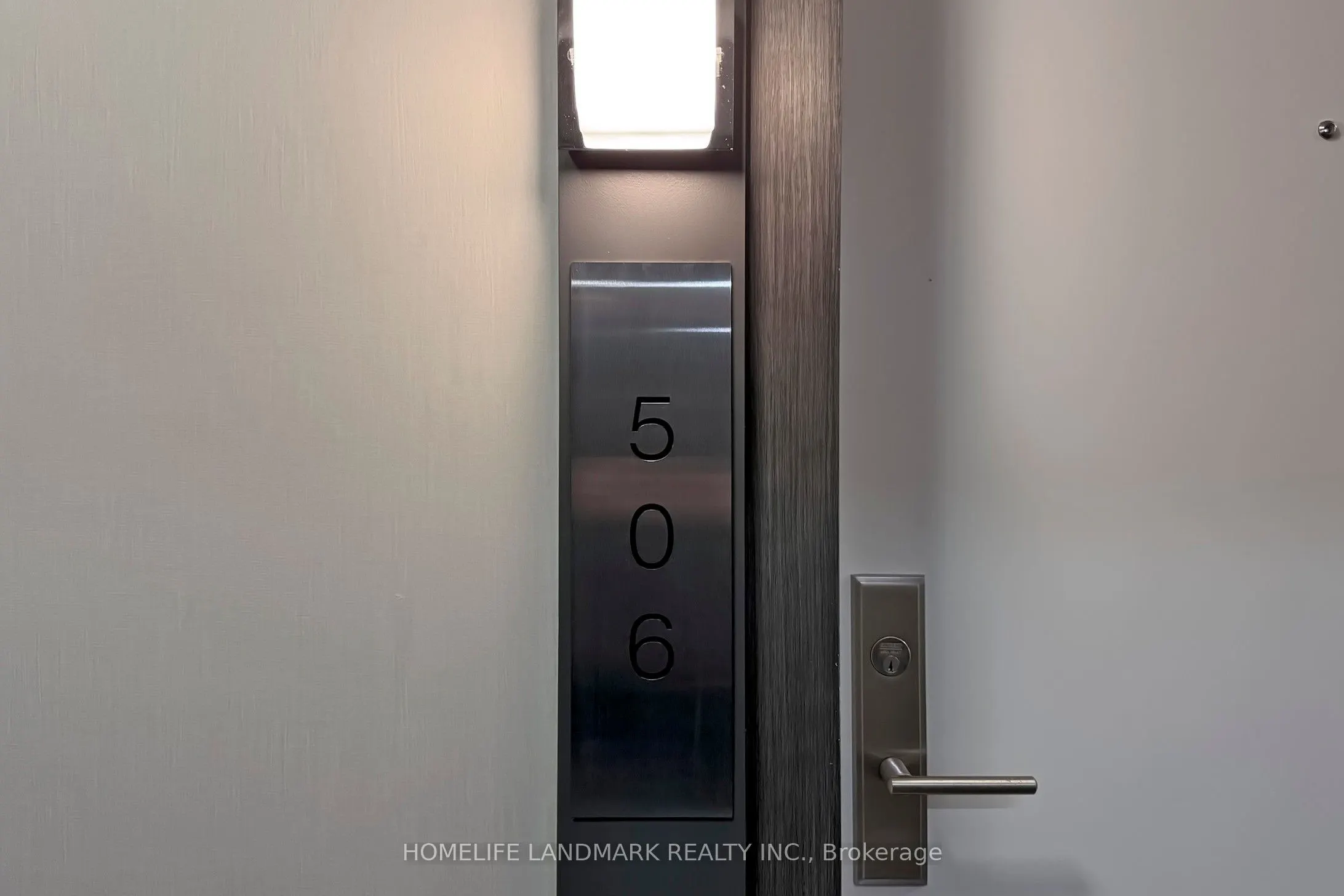 318 Richmond Street W, #506