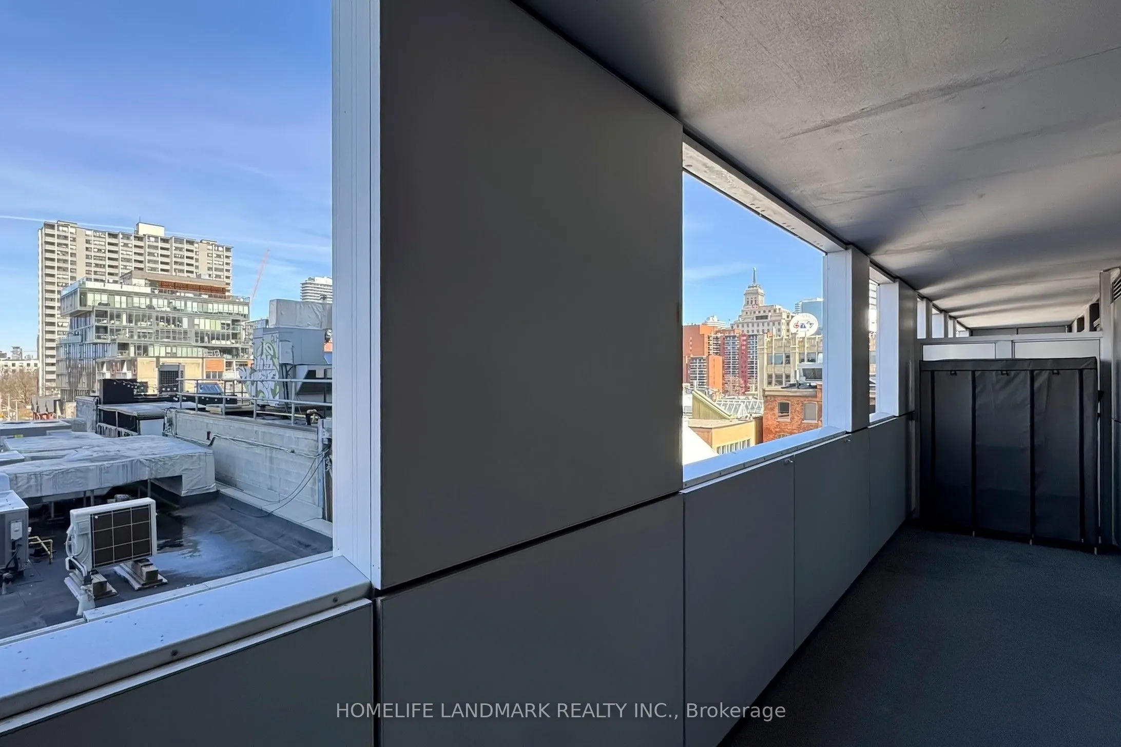 318 Richmond Street W, #506