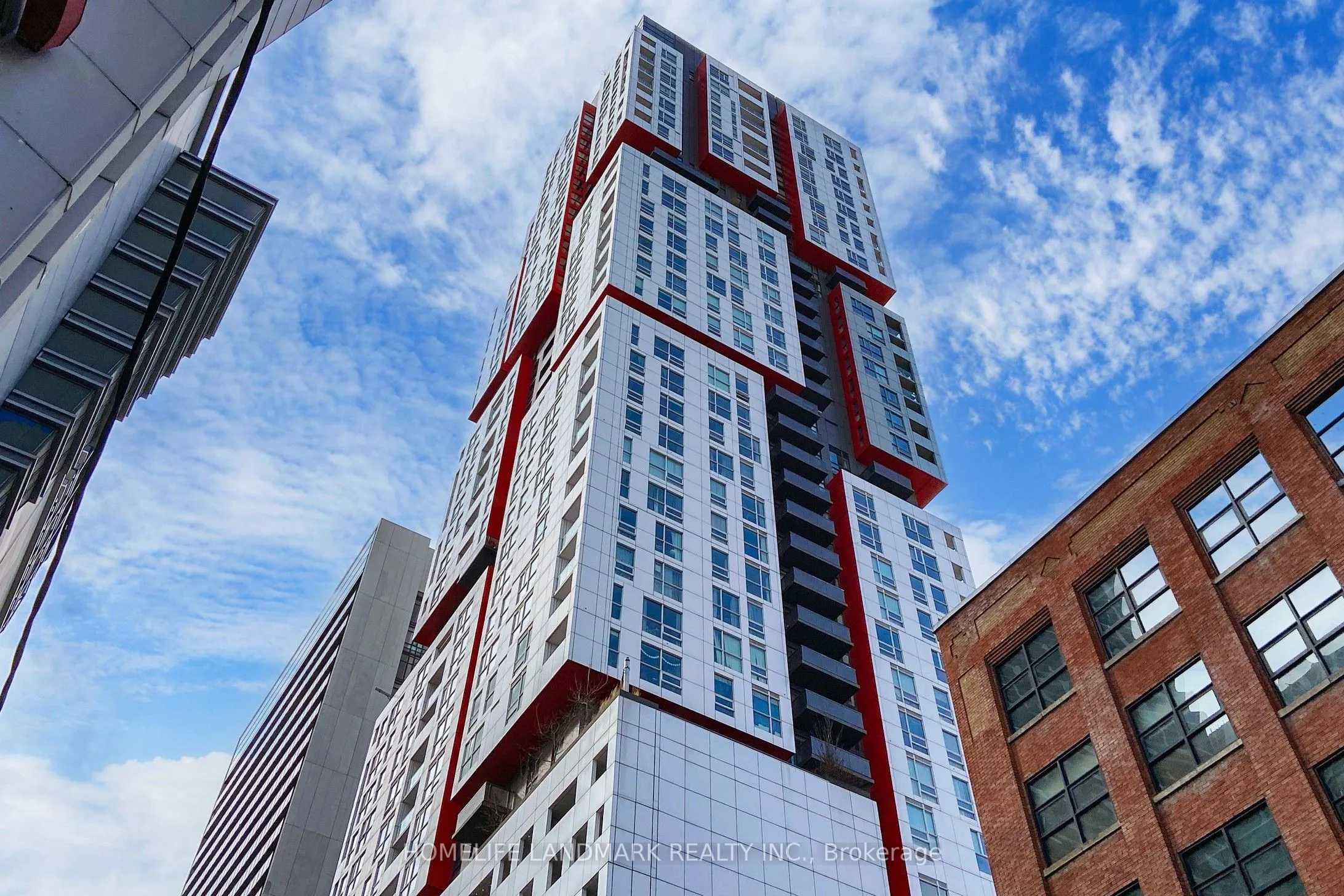 318 Richmond Street W, #506