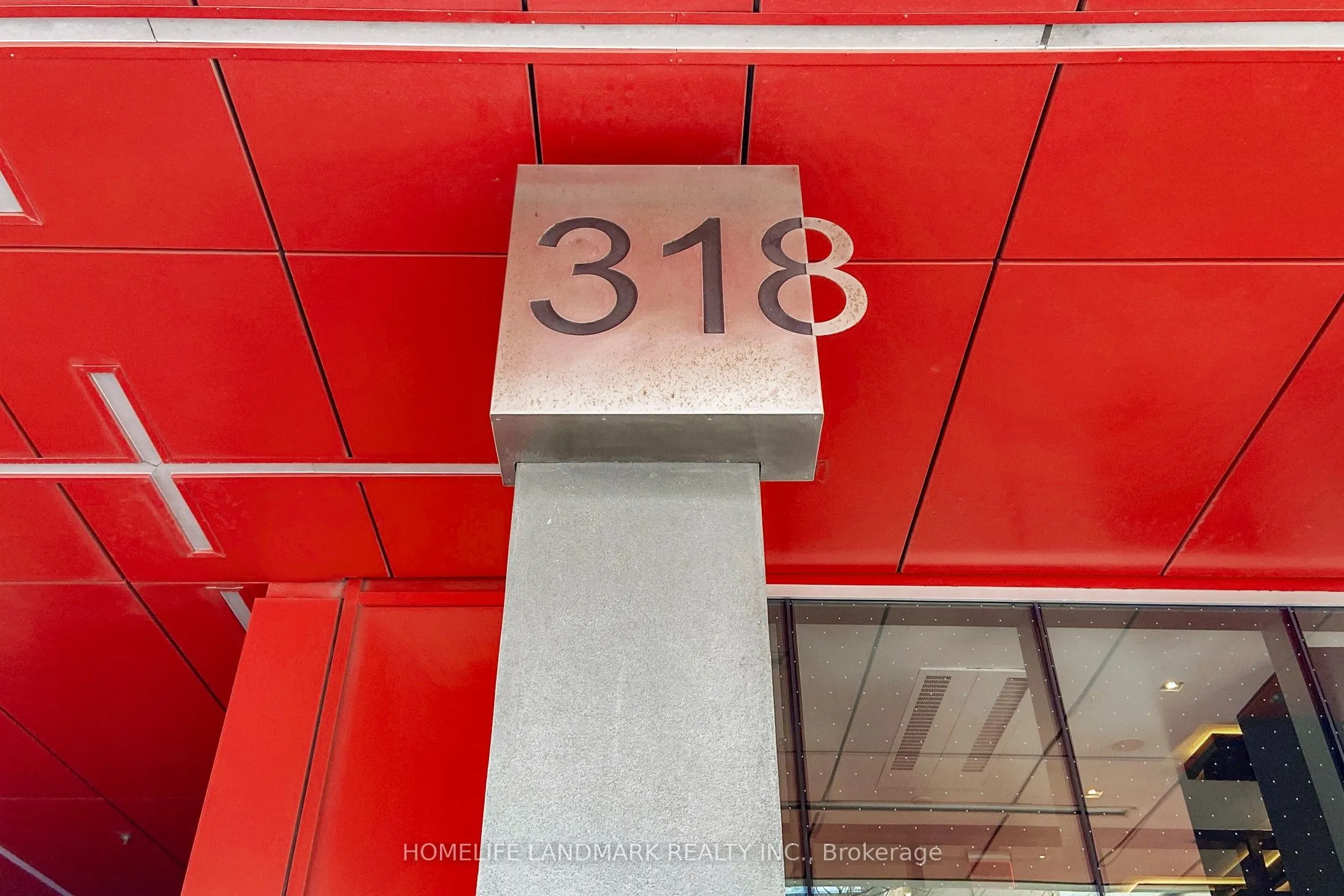 318 Richmond Street W, #506