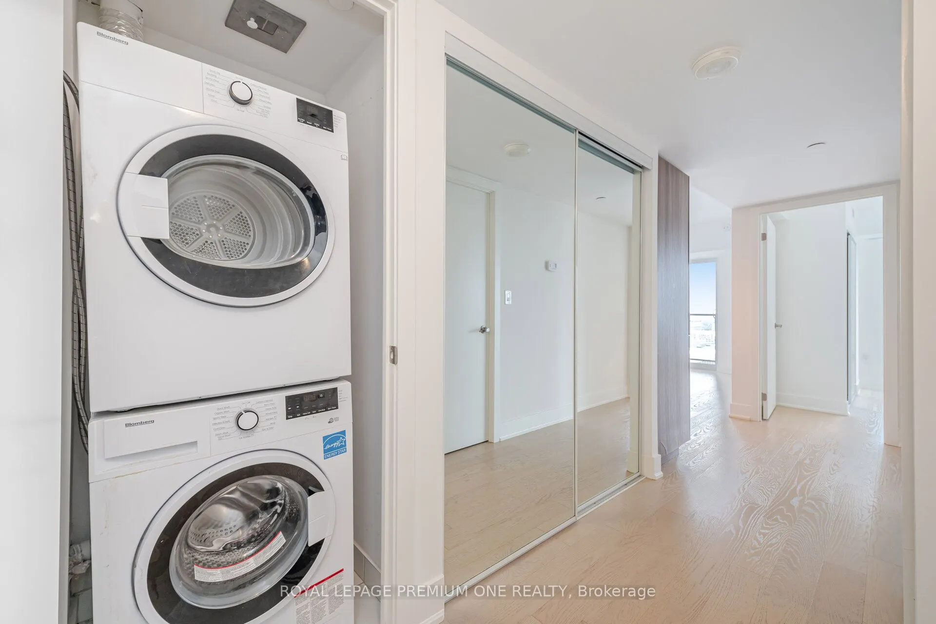 955 Bay Street, #2607