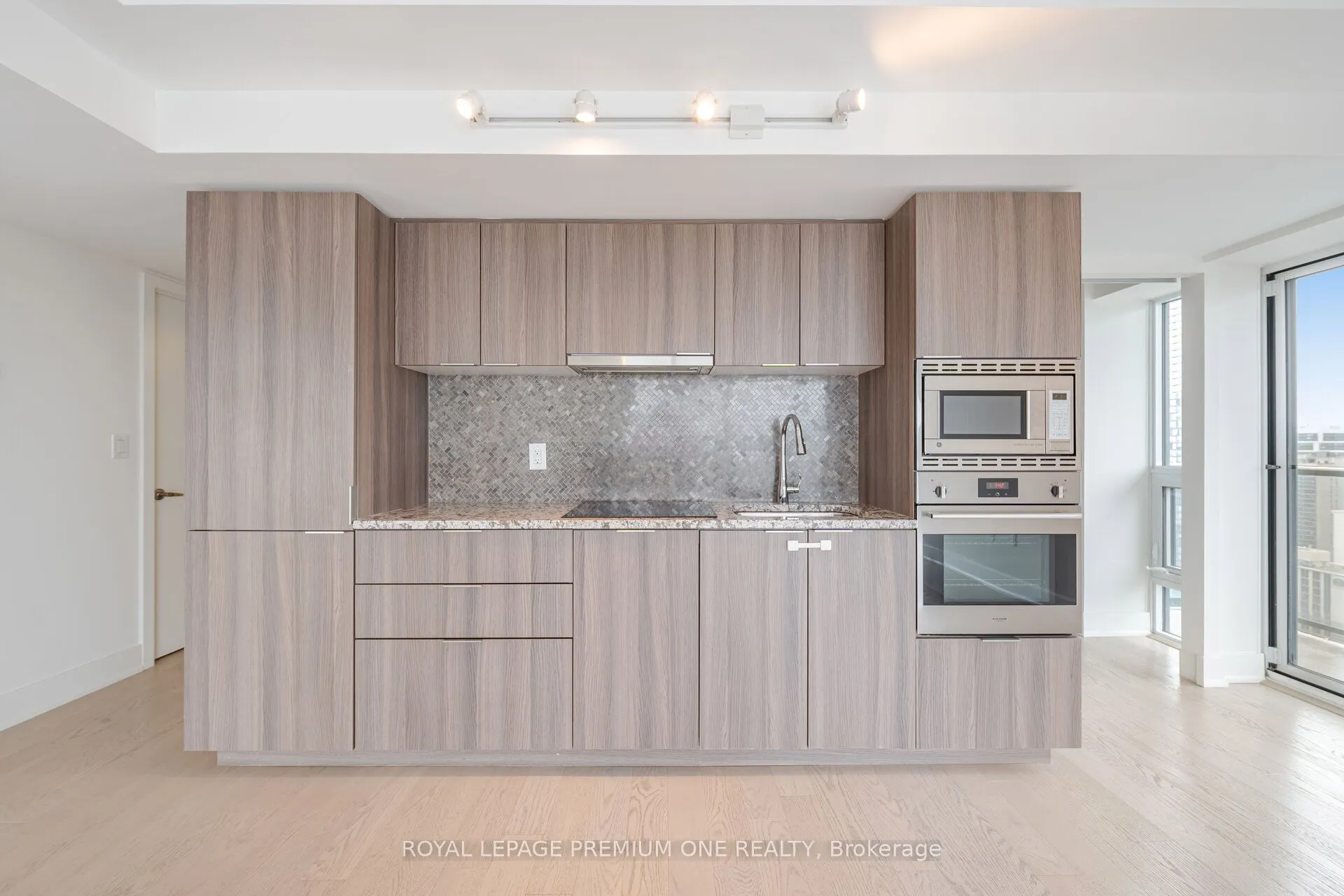 955 Bay Street, #2607