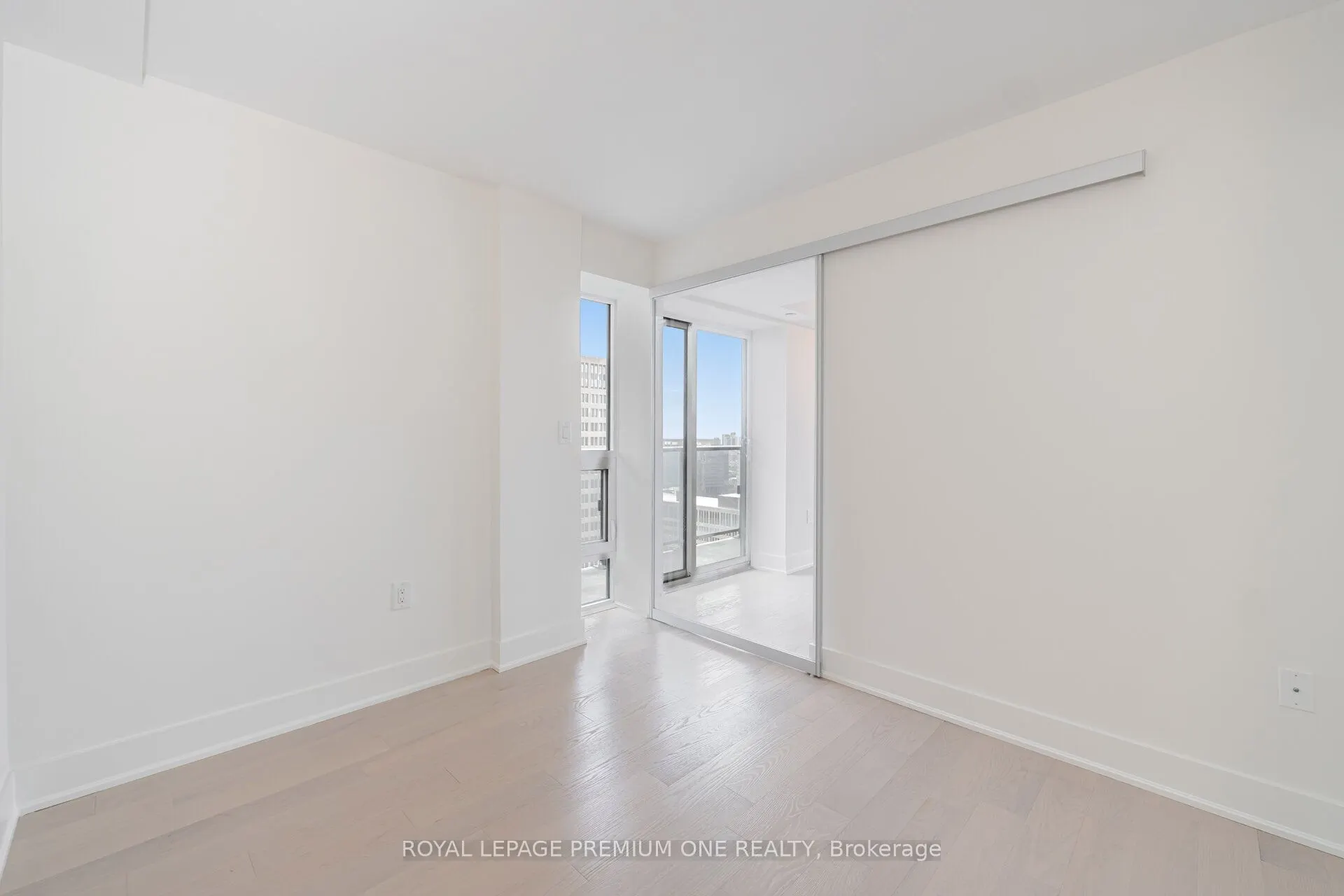 955 Bay Street, #2607