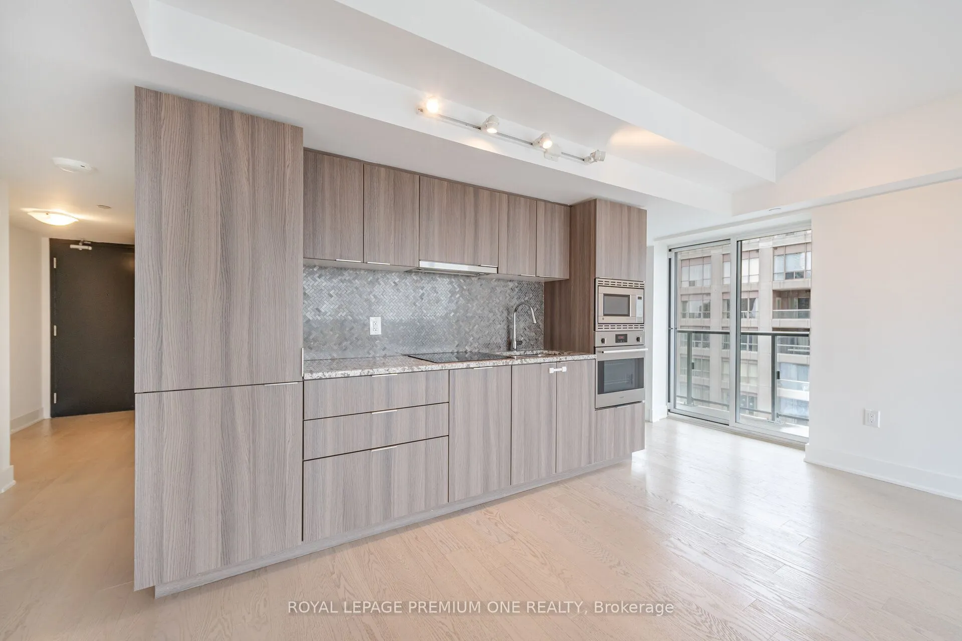 955 Bay Street, #2607