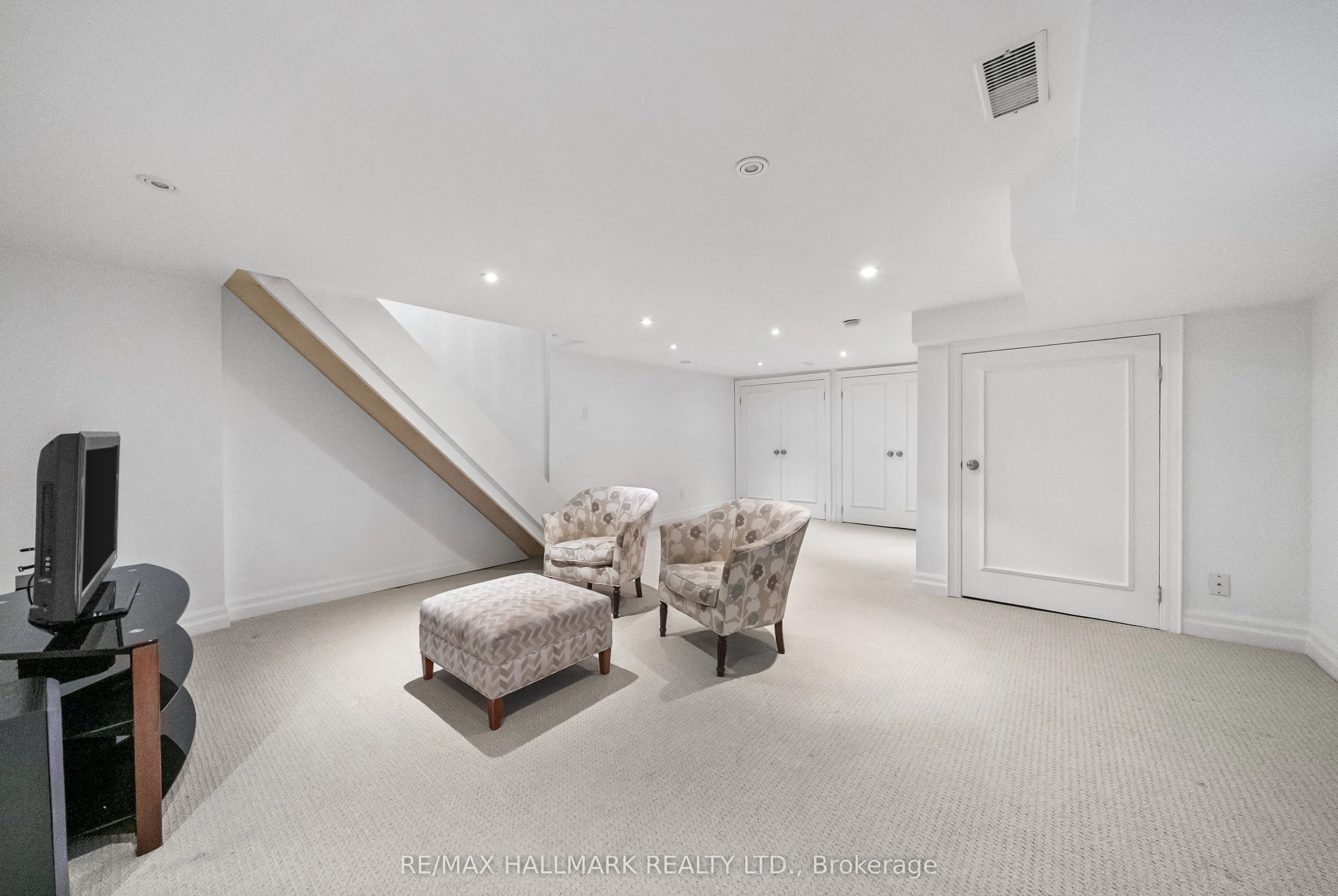 107 Brookdale Avenue