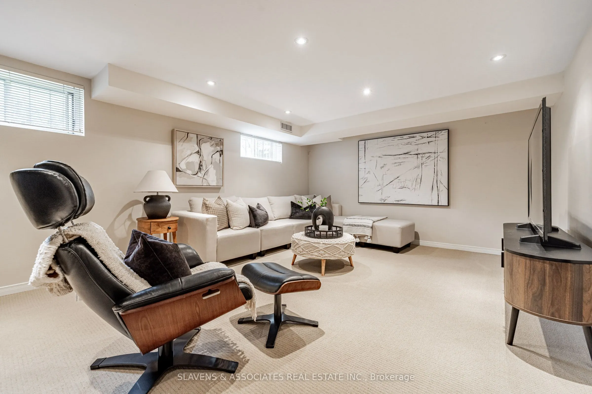 25 Fairleigh Crescent