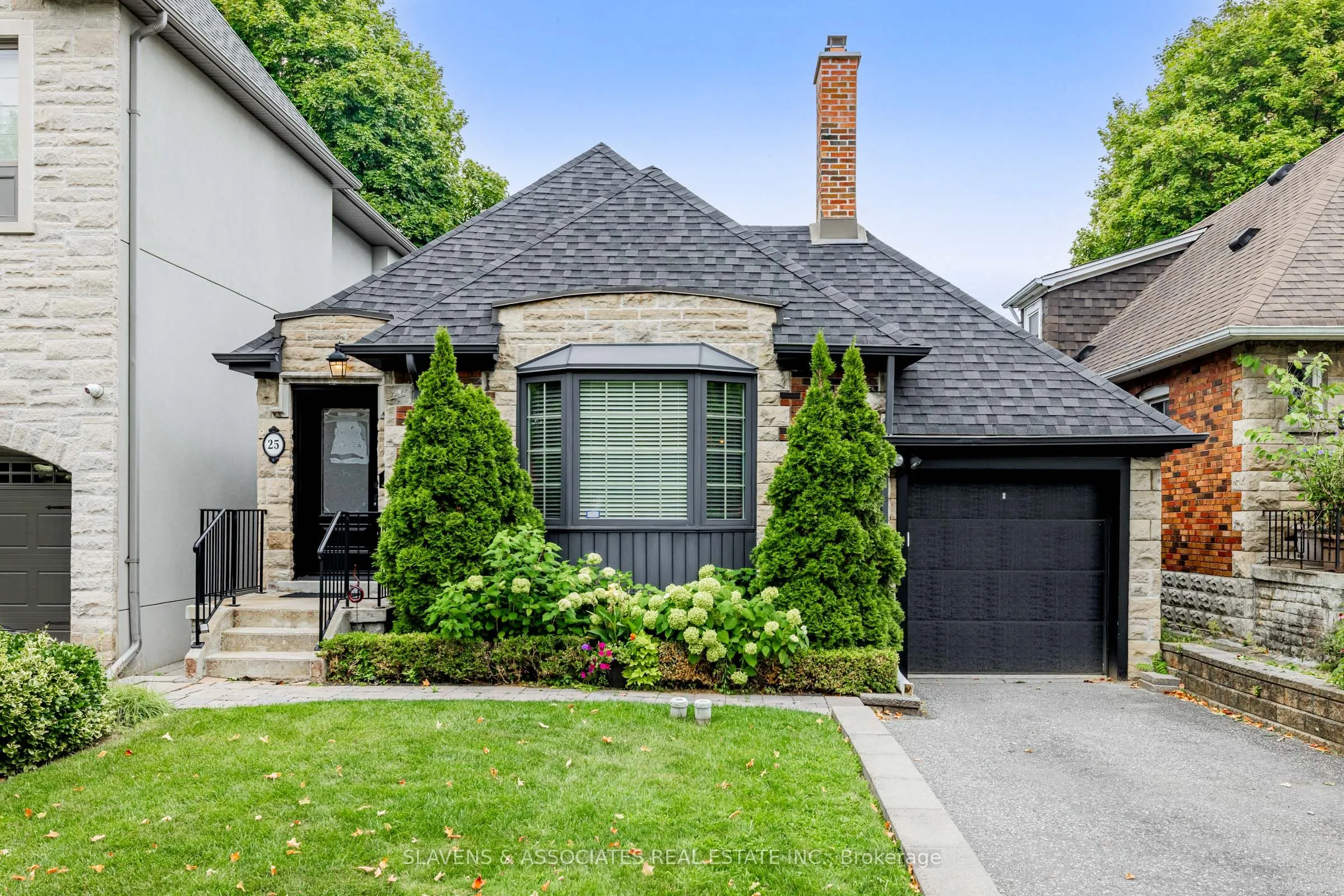 25 Fairleigh Crescent