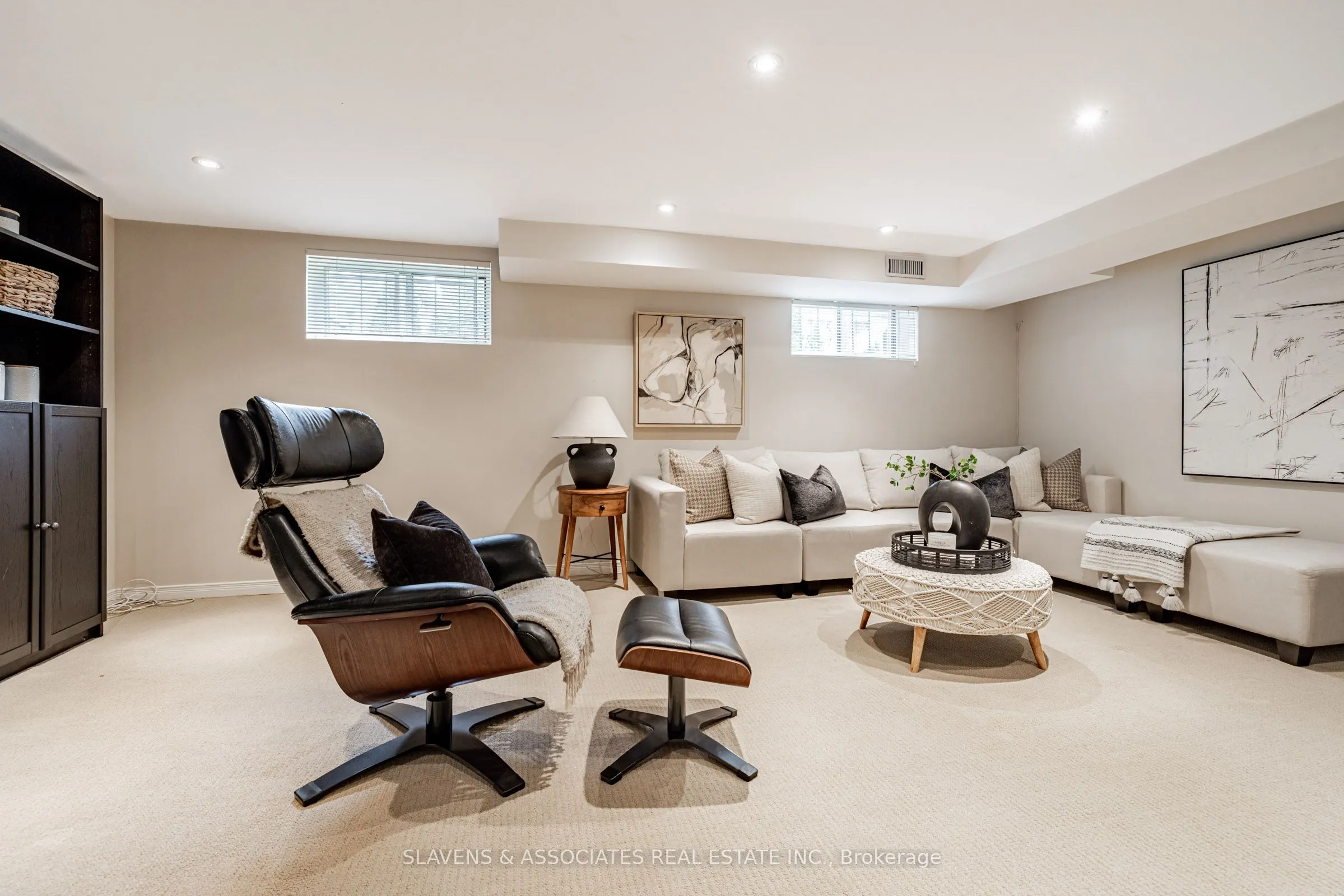 25 Fairleigh Crescent