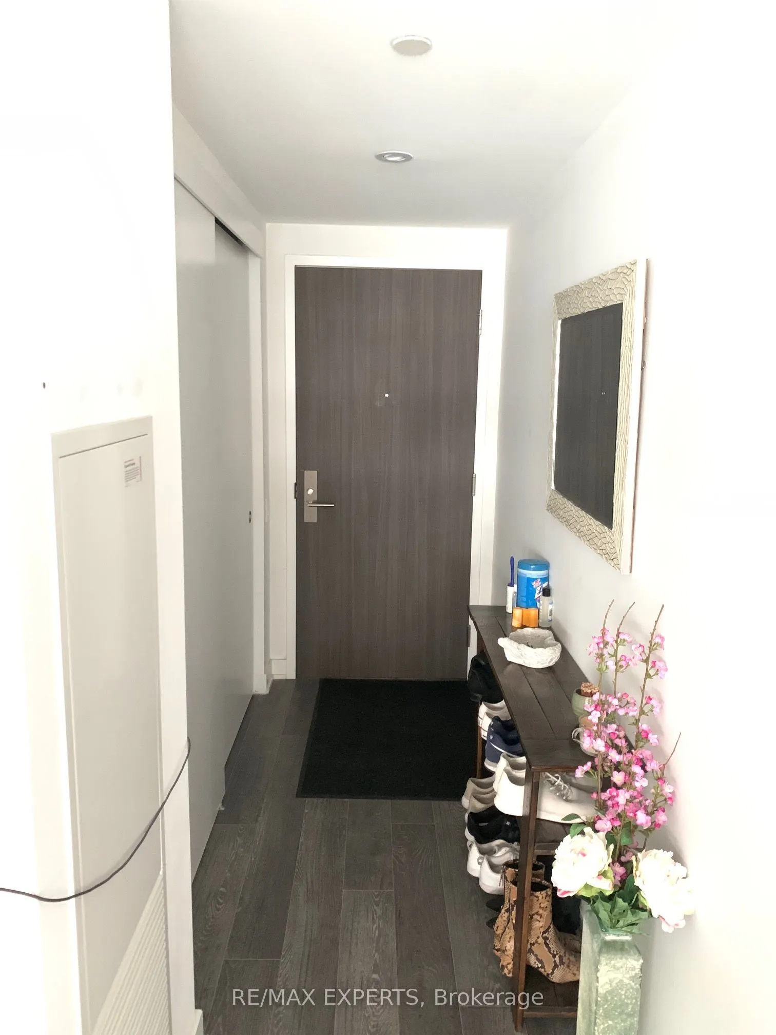 185 Roehampton Avenue, #501