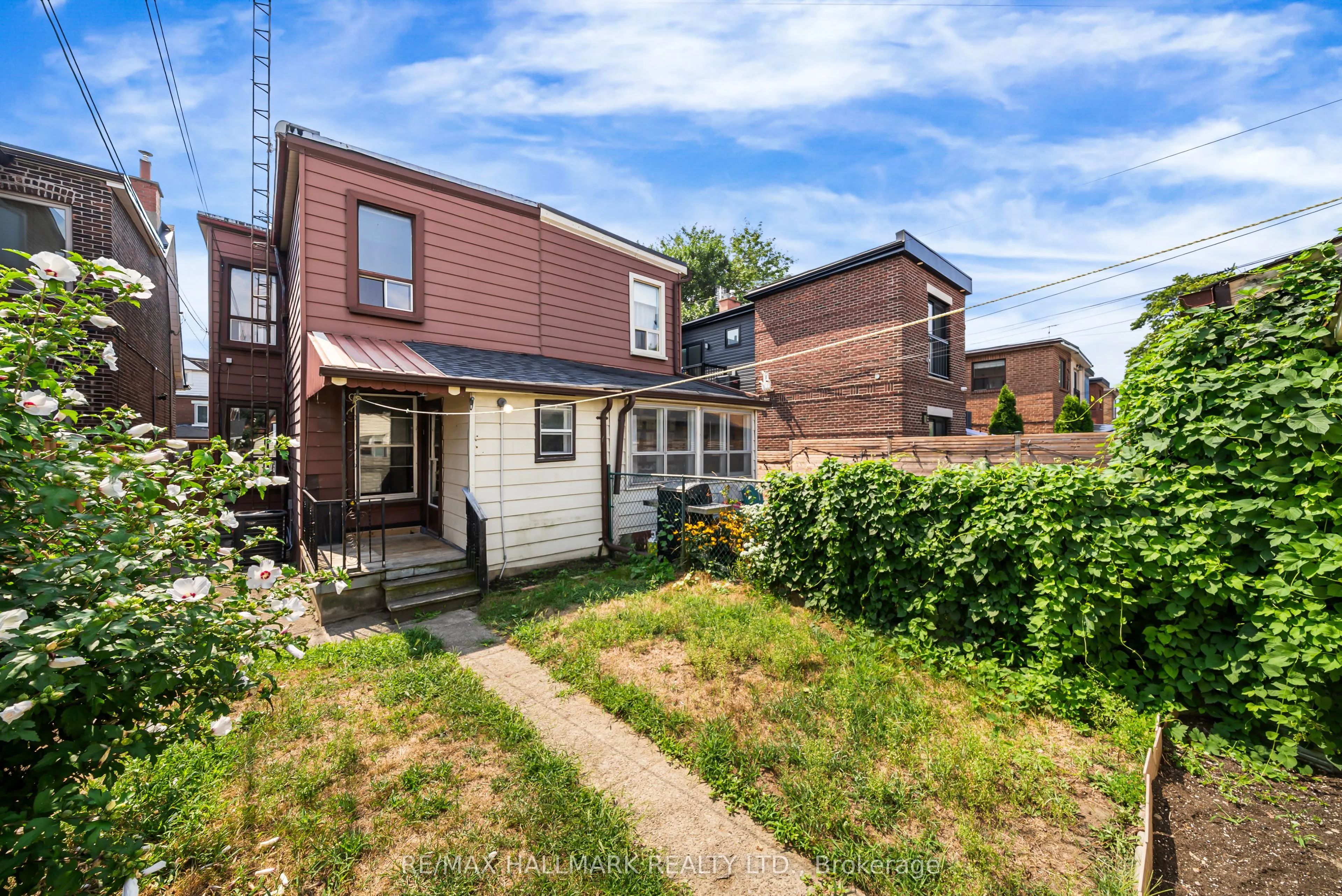 84 Lindsey Avenue