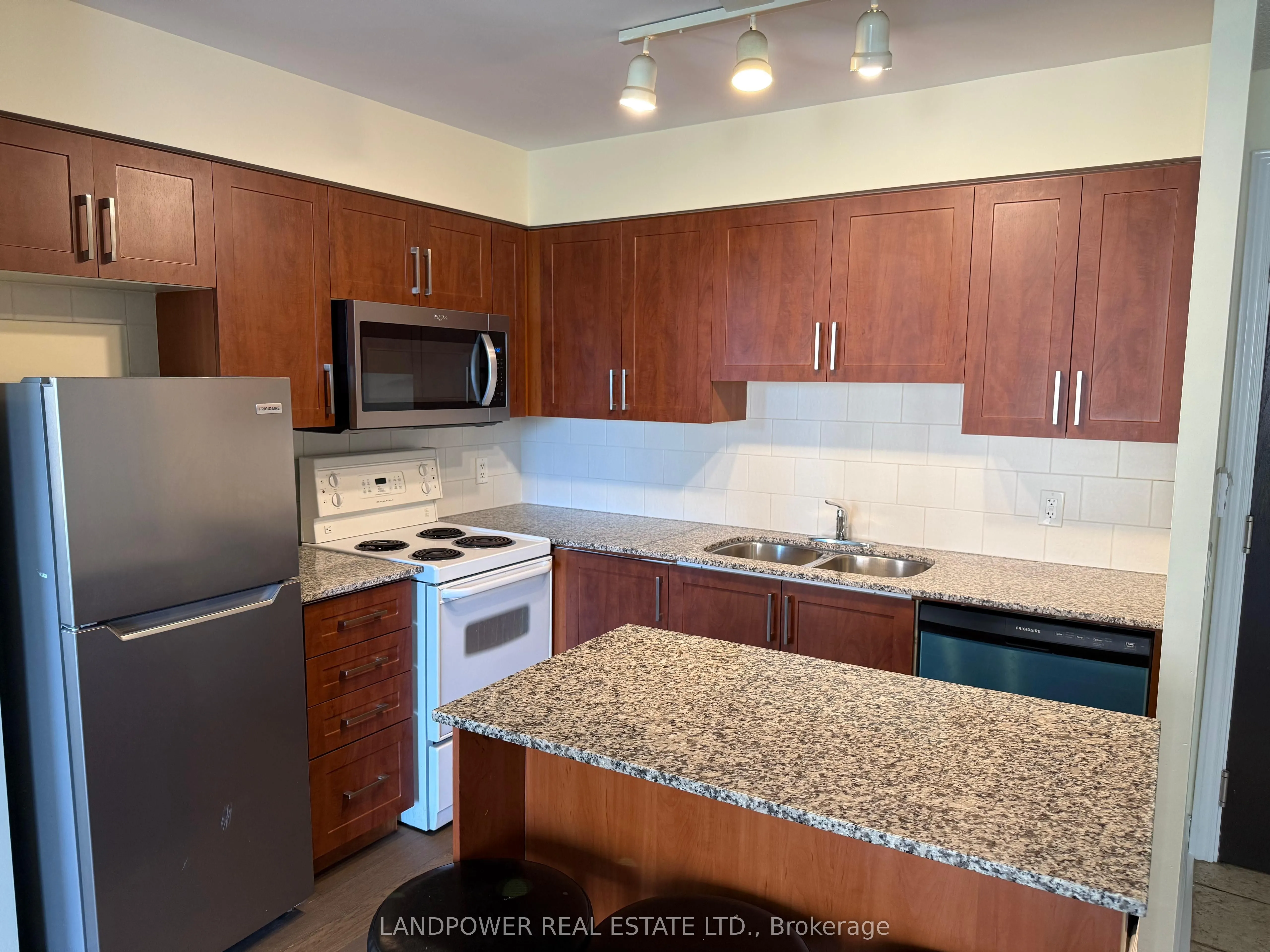1103 Leslie Street, #705