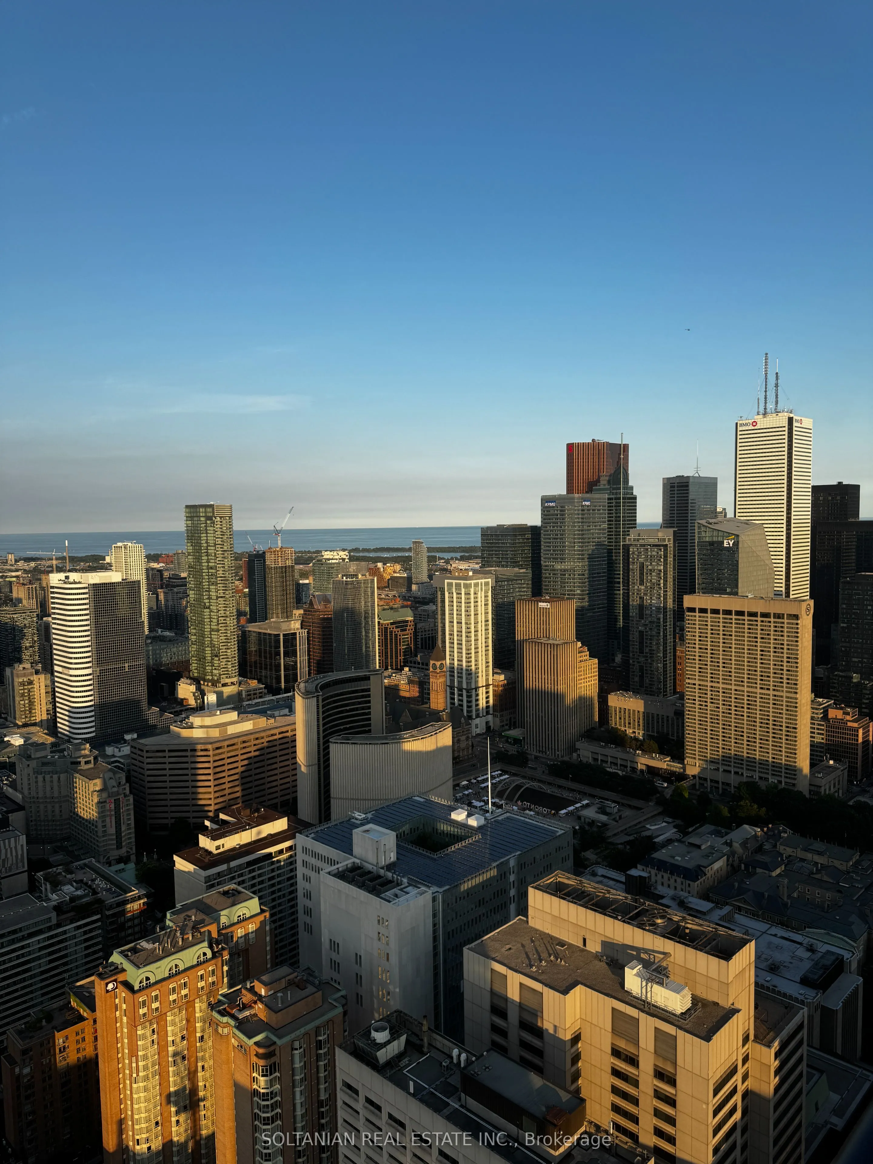 488 University Avenue, #5106