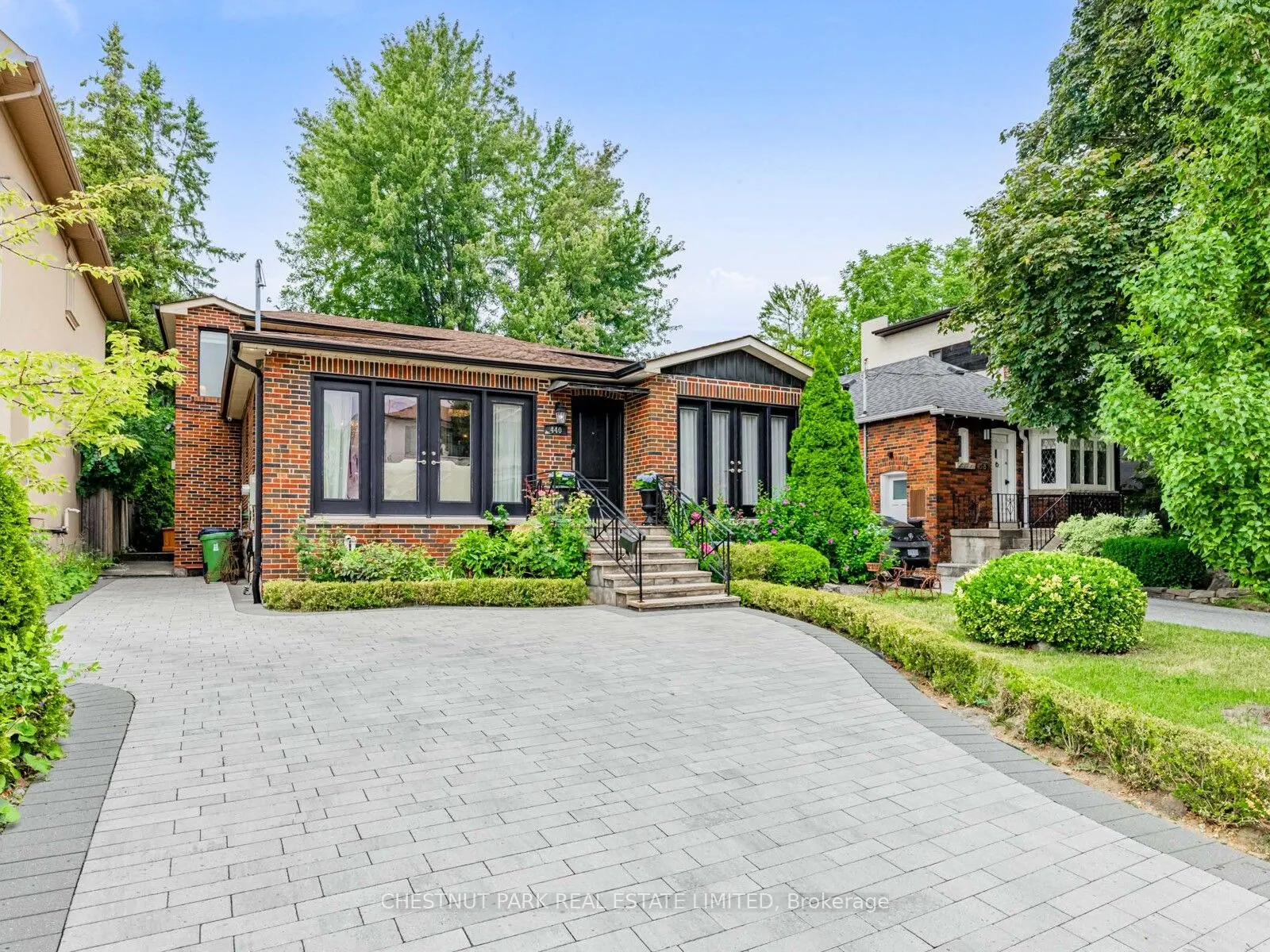 440 Glengarry Avenue