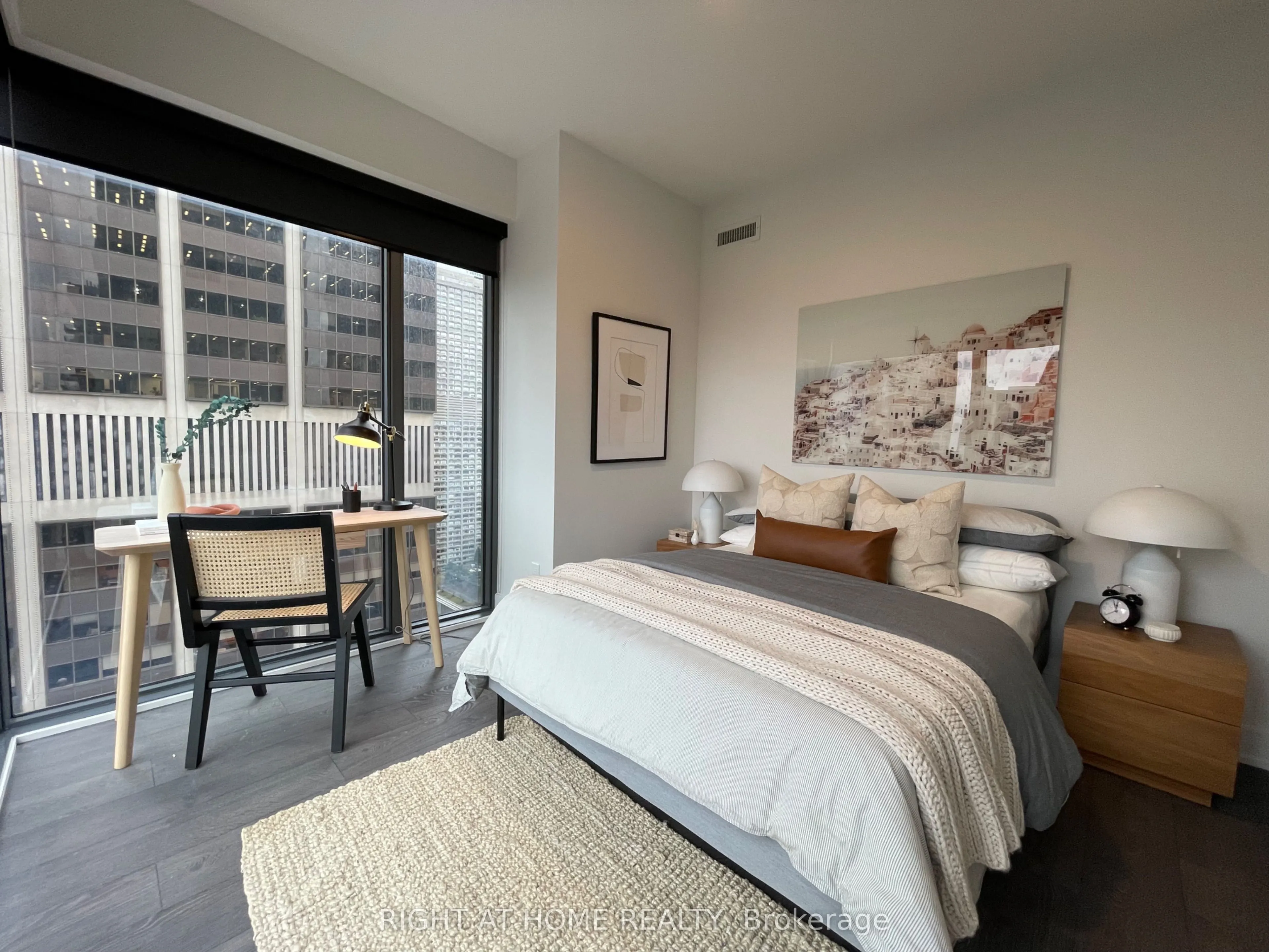8 Cumberland Street, #2506
