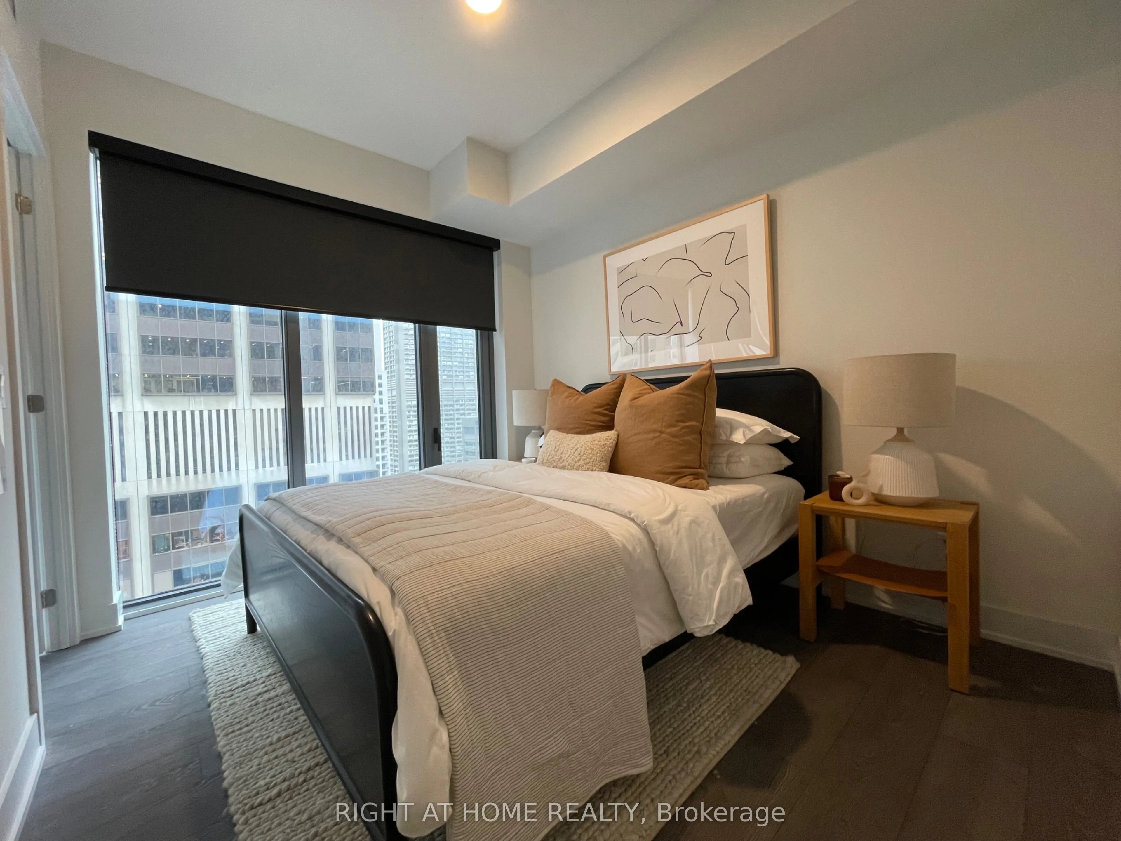 8 Cumberland Street, #2506