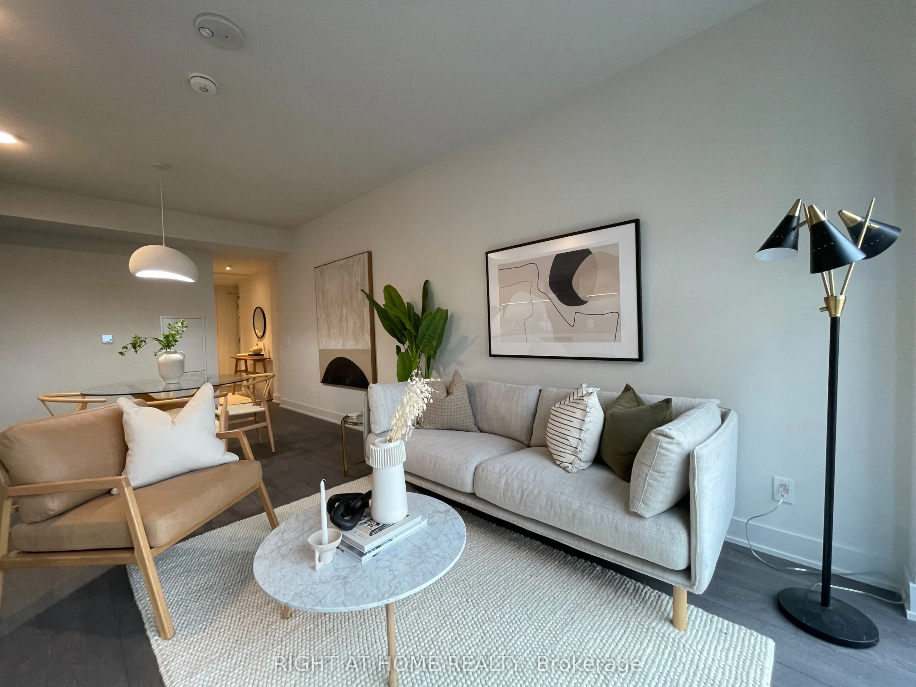 8 Cumberland Street, #2506