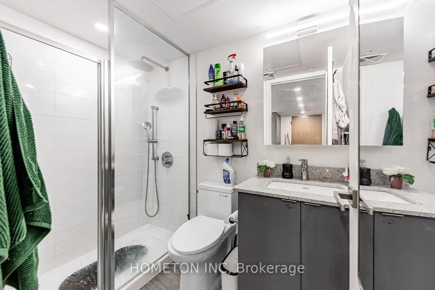 30 Tretti Way, #401