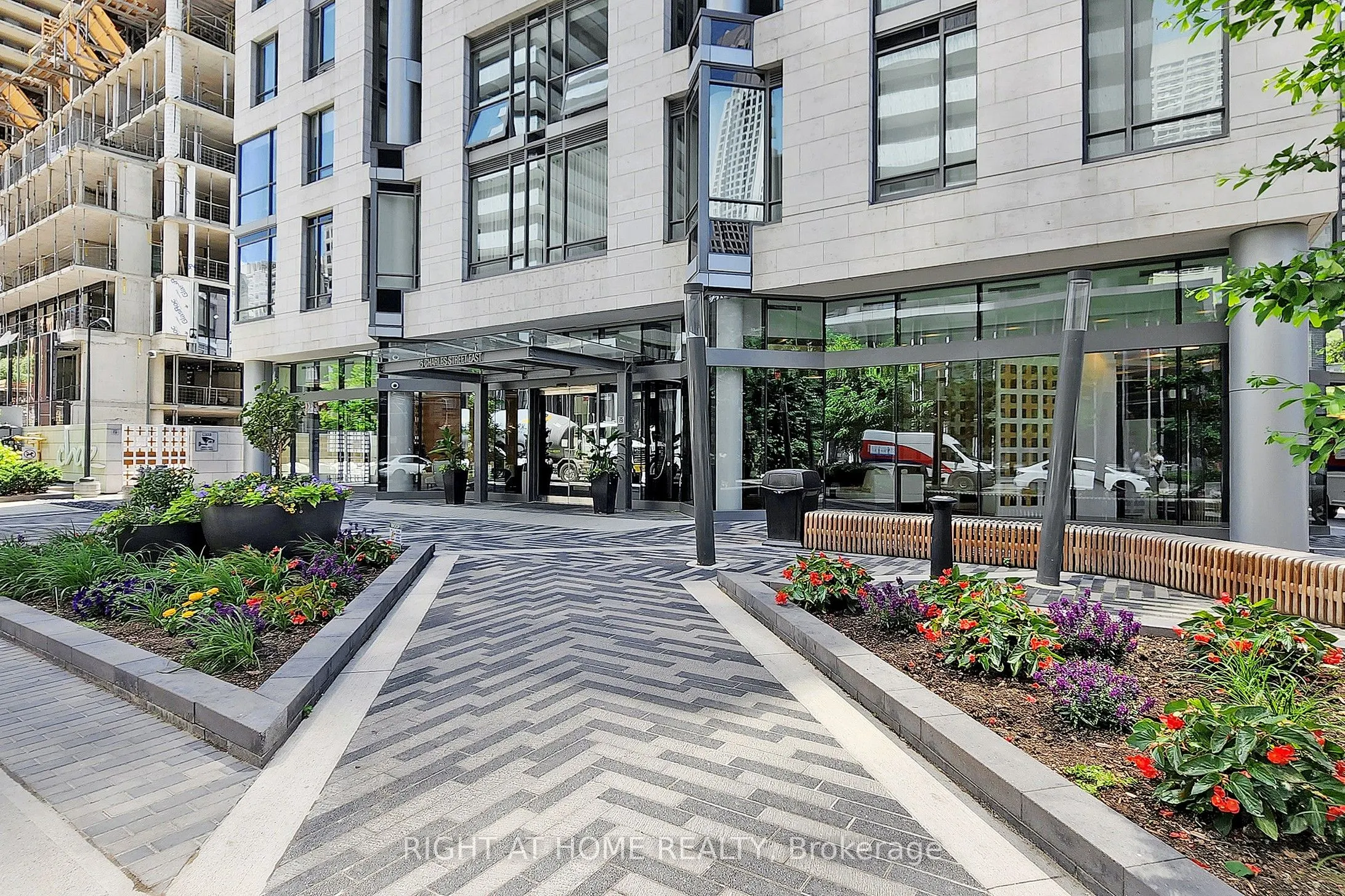 45 Charles Street E, #2201