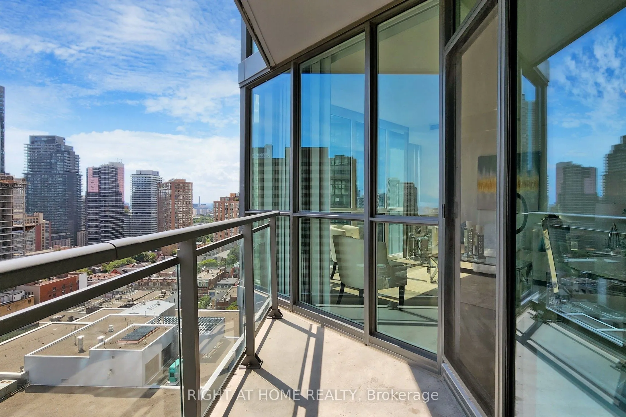 45 Charles Street E, #2201