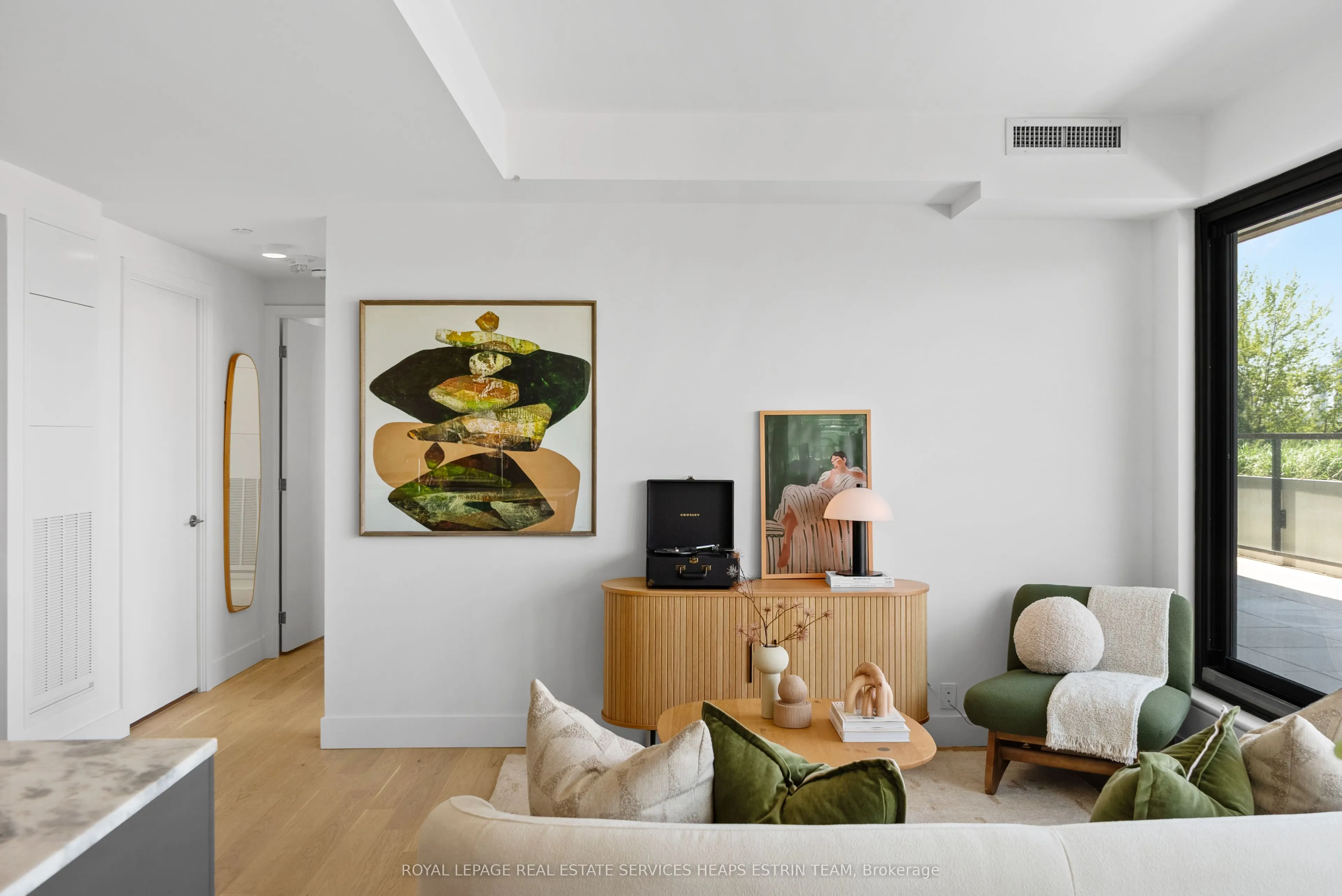 1414 Bayview Avenue, #601