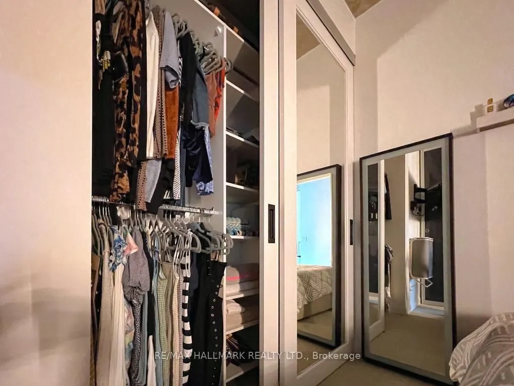 478 King Street W, #1003