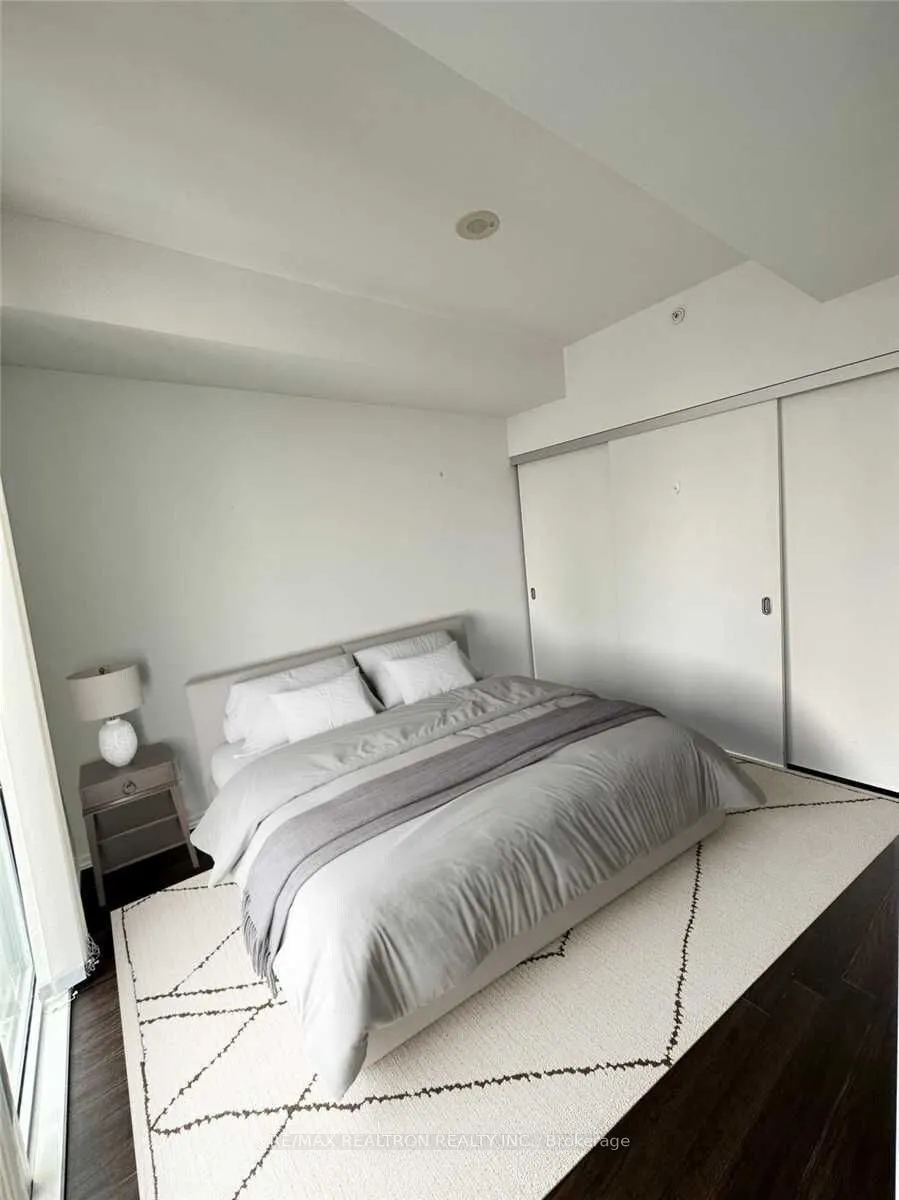 75 St Nicholas Street, #2805