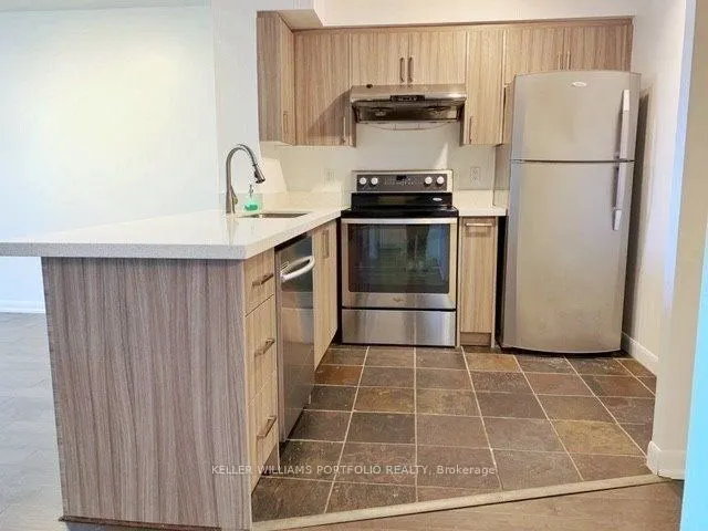 323 Richmond Street E, #907