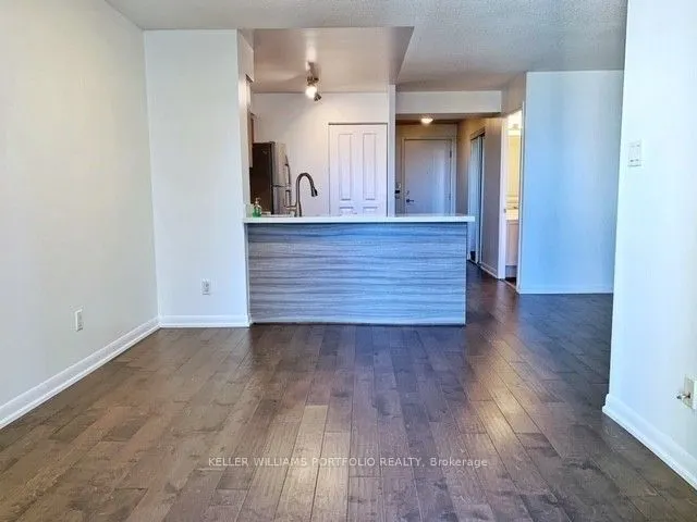323 Richmond Street E, #907