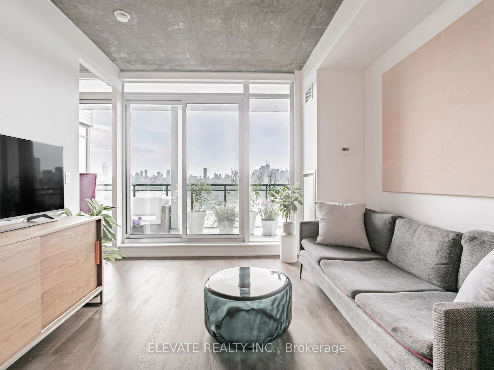 20 Minowan Miikan Lane, #924