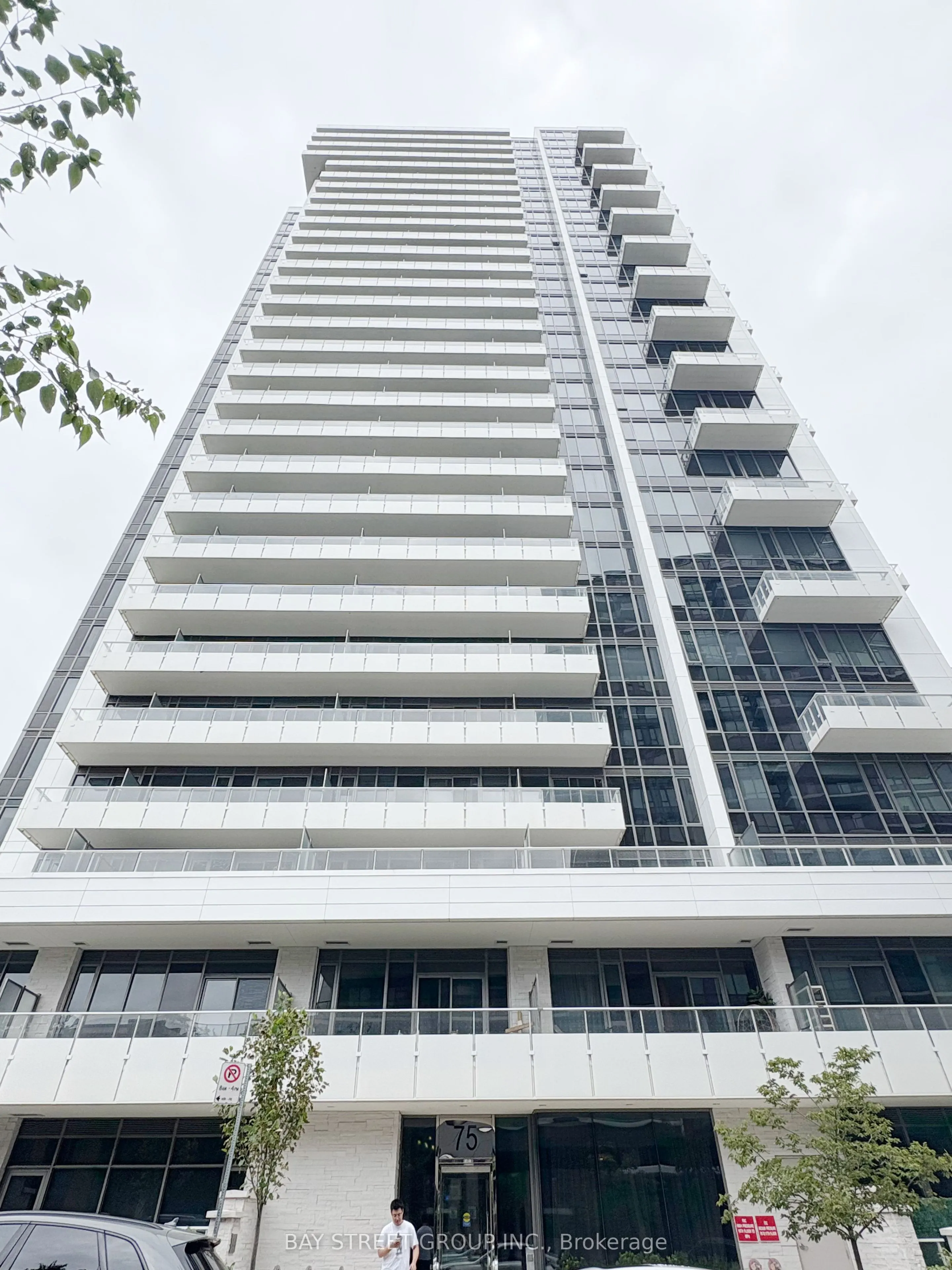 75 Canterbury Place, #1206
